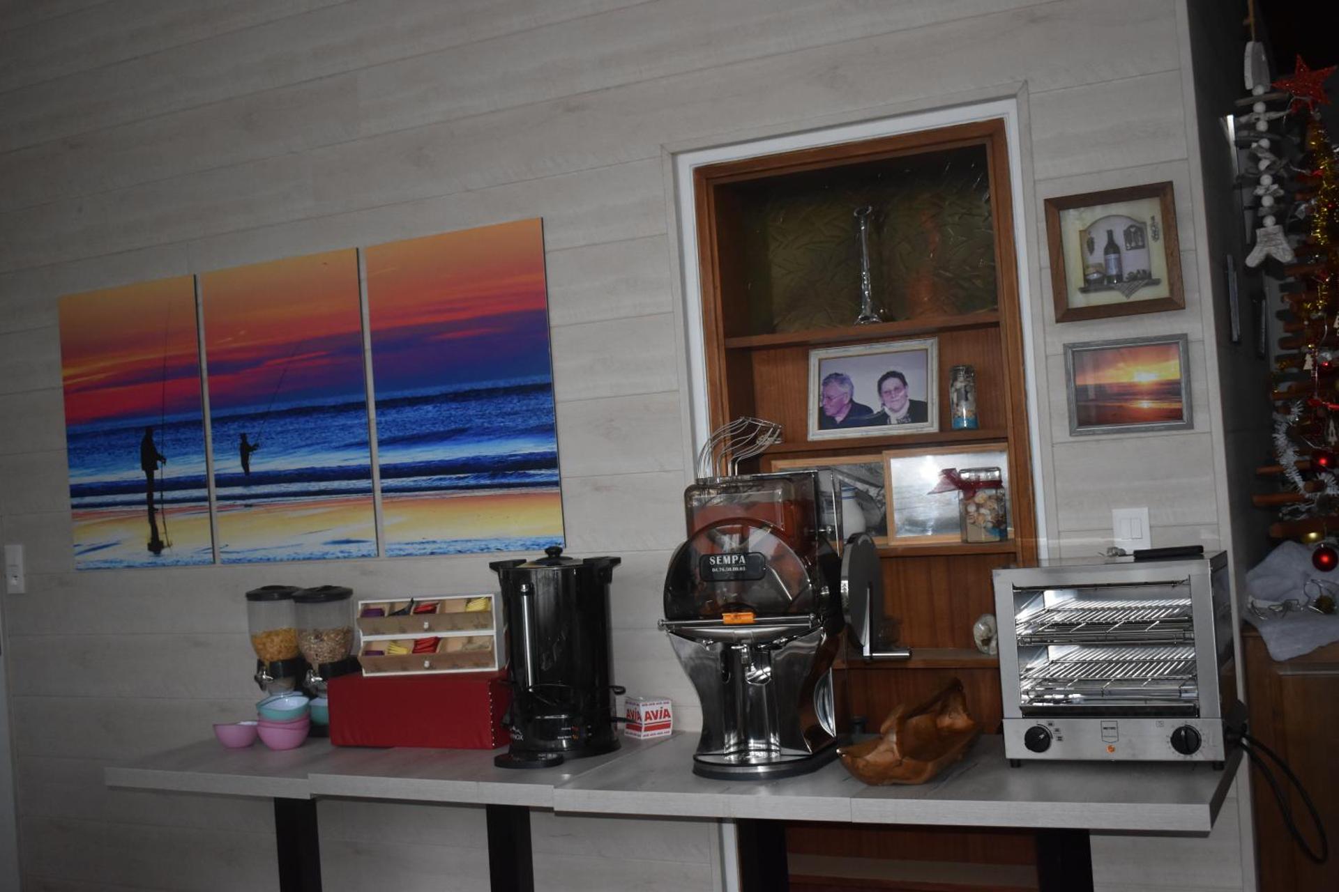 Coffee/tea facilities