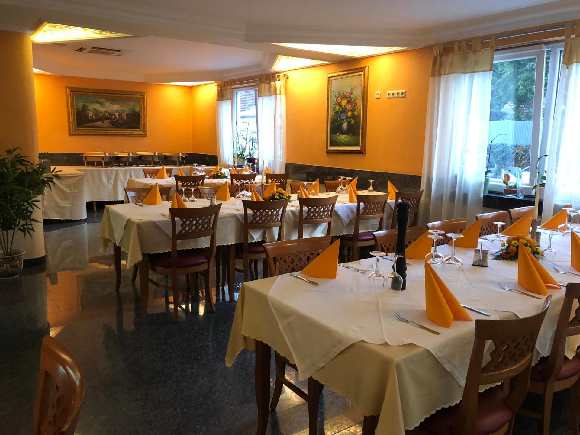 Hotel & Restaurant Garda