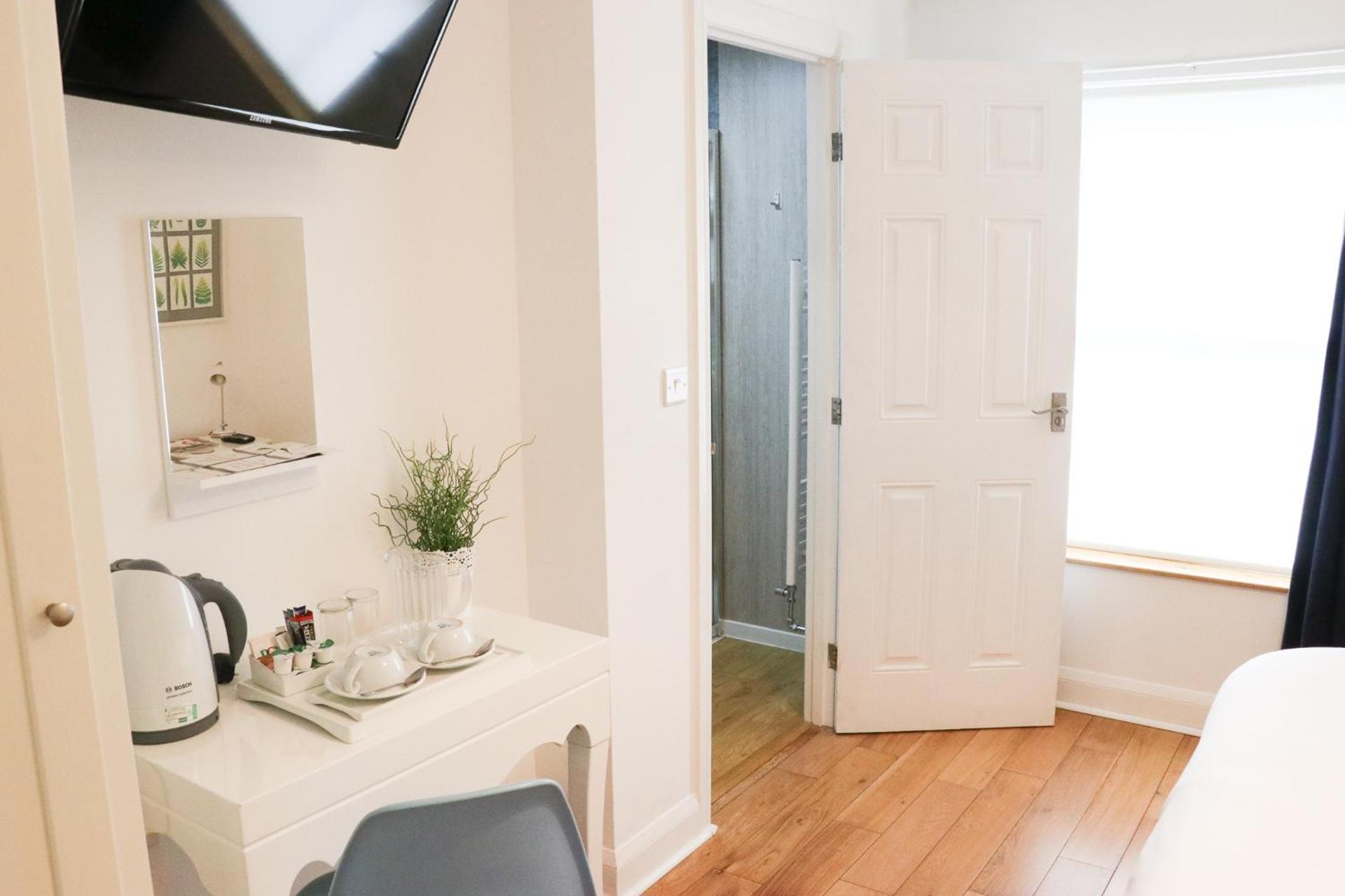 Coffee/tea facilities