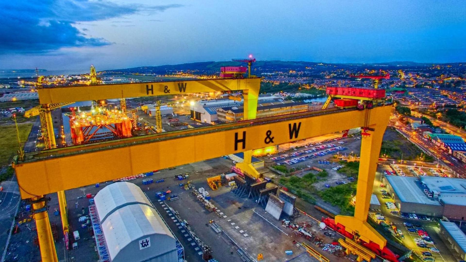 PondeROSEa Cottage Free Gated Parking M1 & City location, wood stove