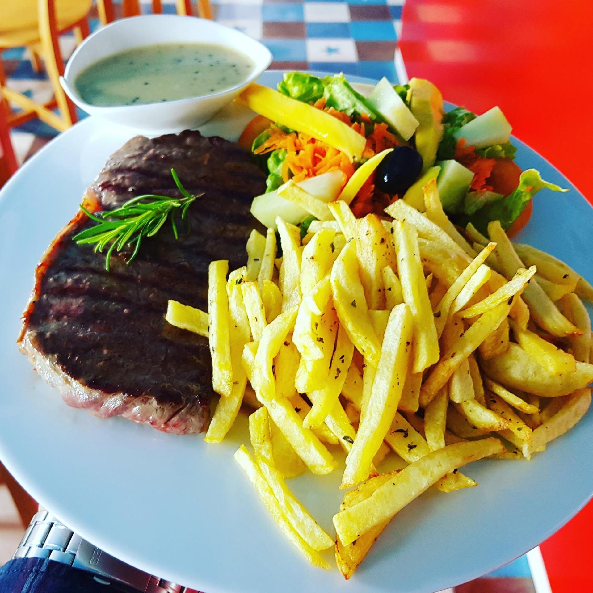 Restaurant/places to eat