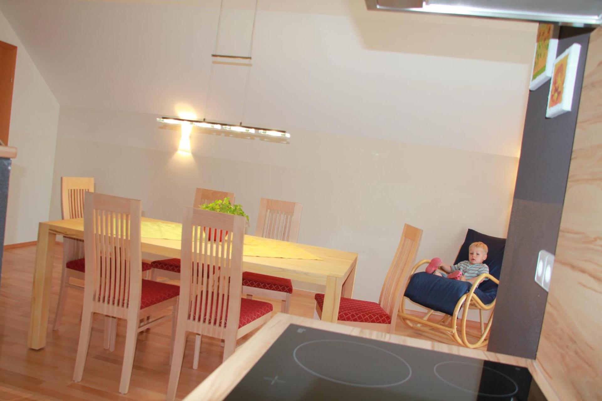 Duplex Two-Bedroom Apartment with Balcony and Mountain View 