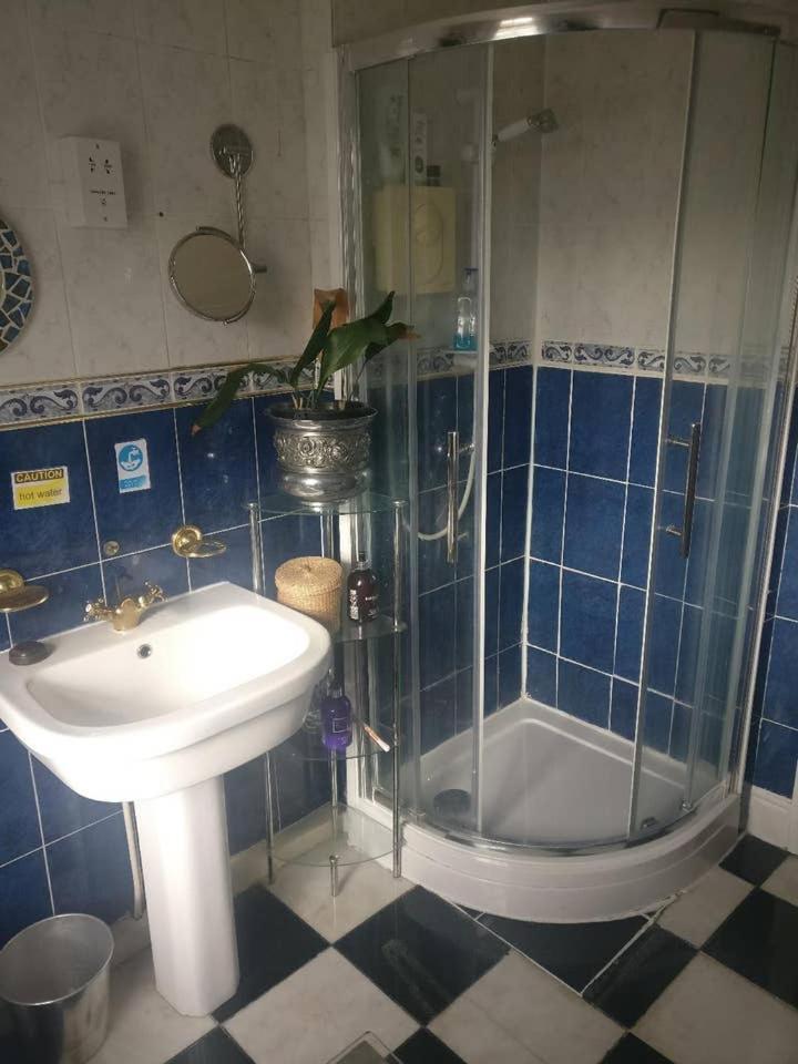 Ms McCreadys Guest House