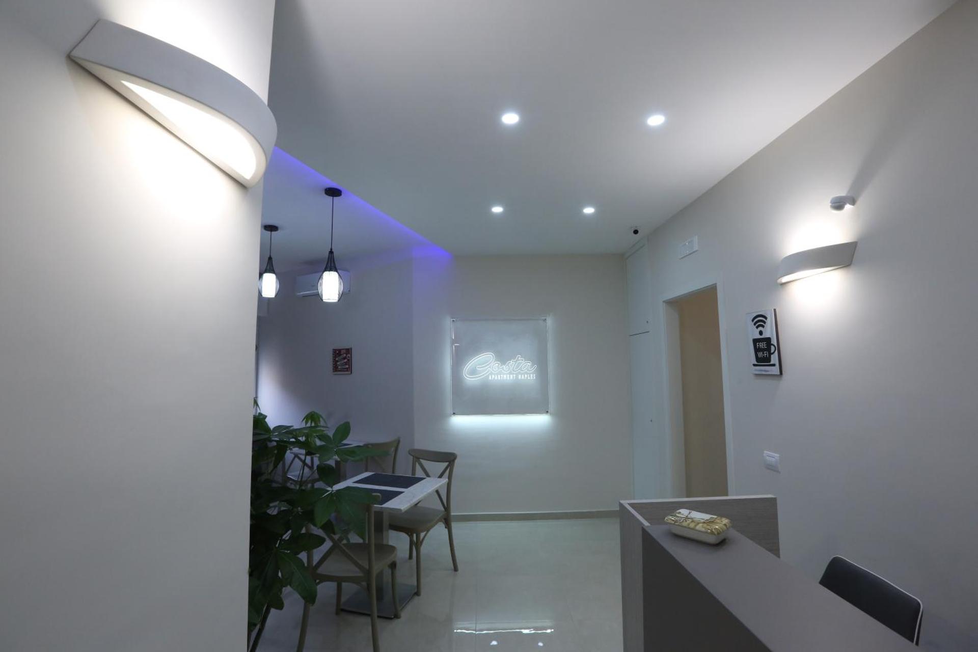 COSTA APARTMENT NAPLES