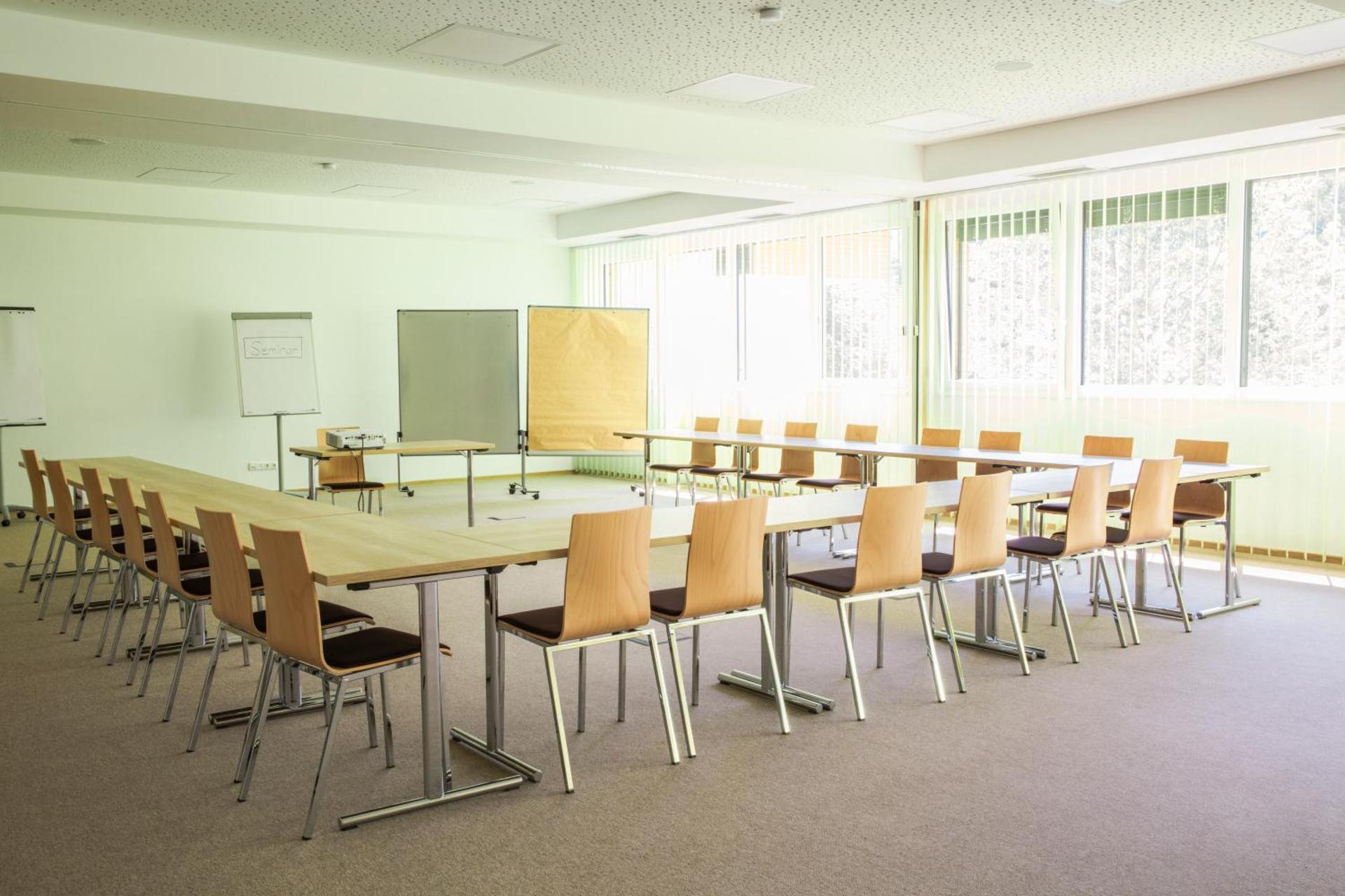 Meeting/conference room