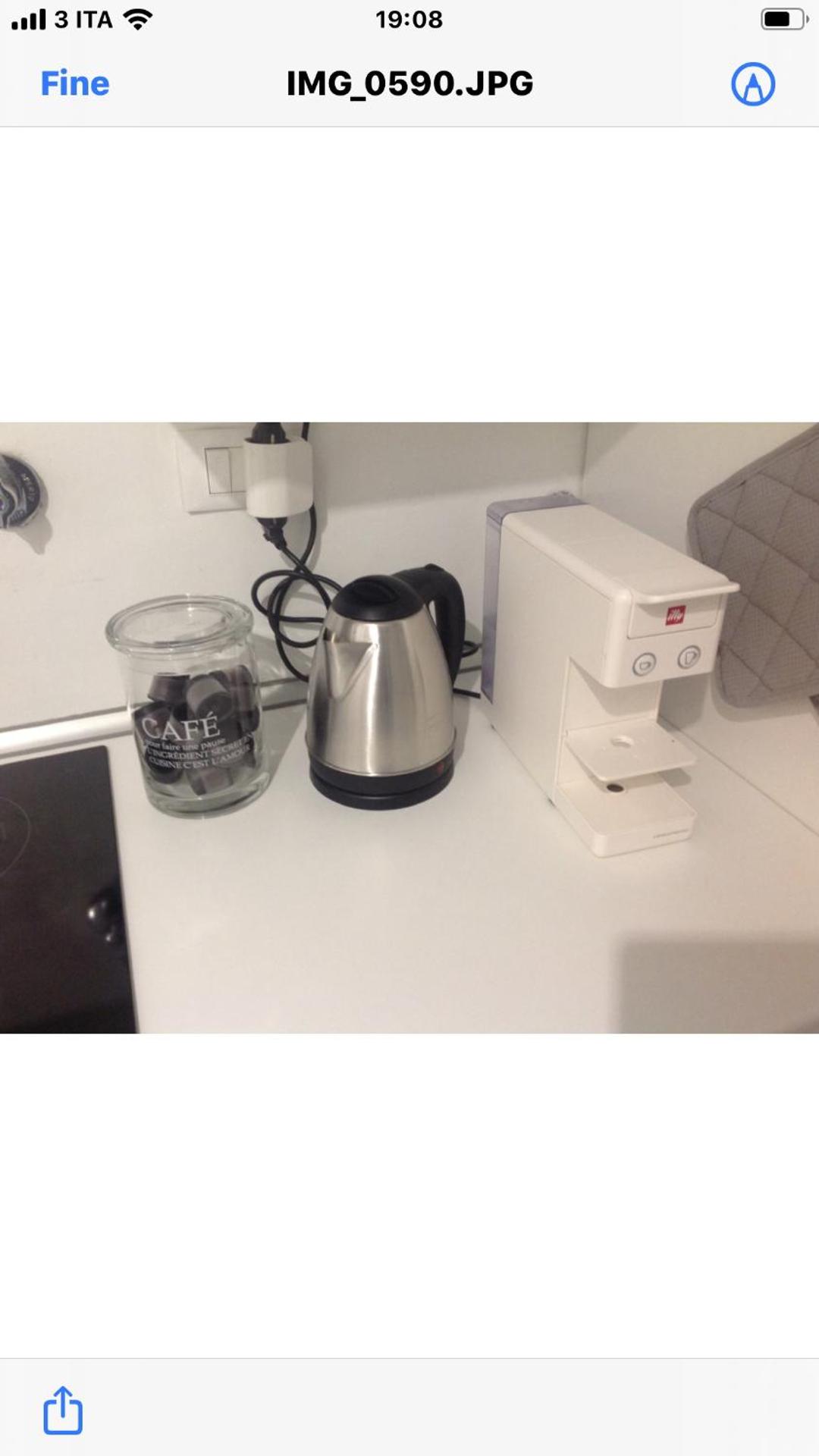 Coffee/tea facilities