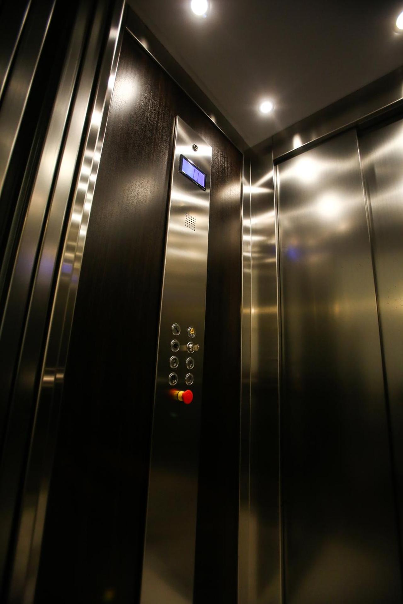 elevator