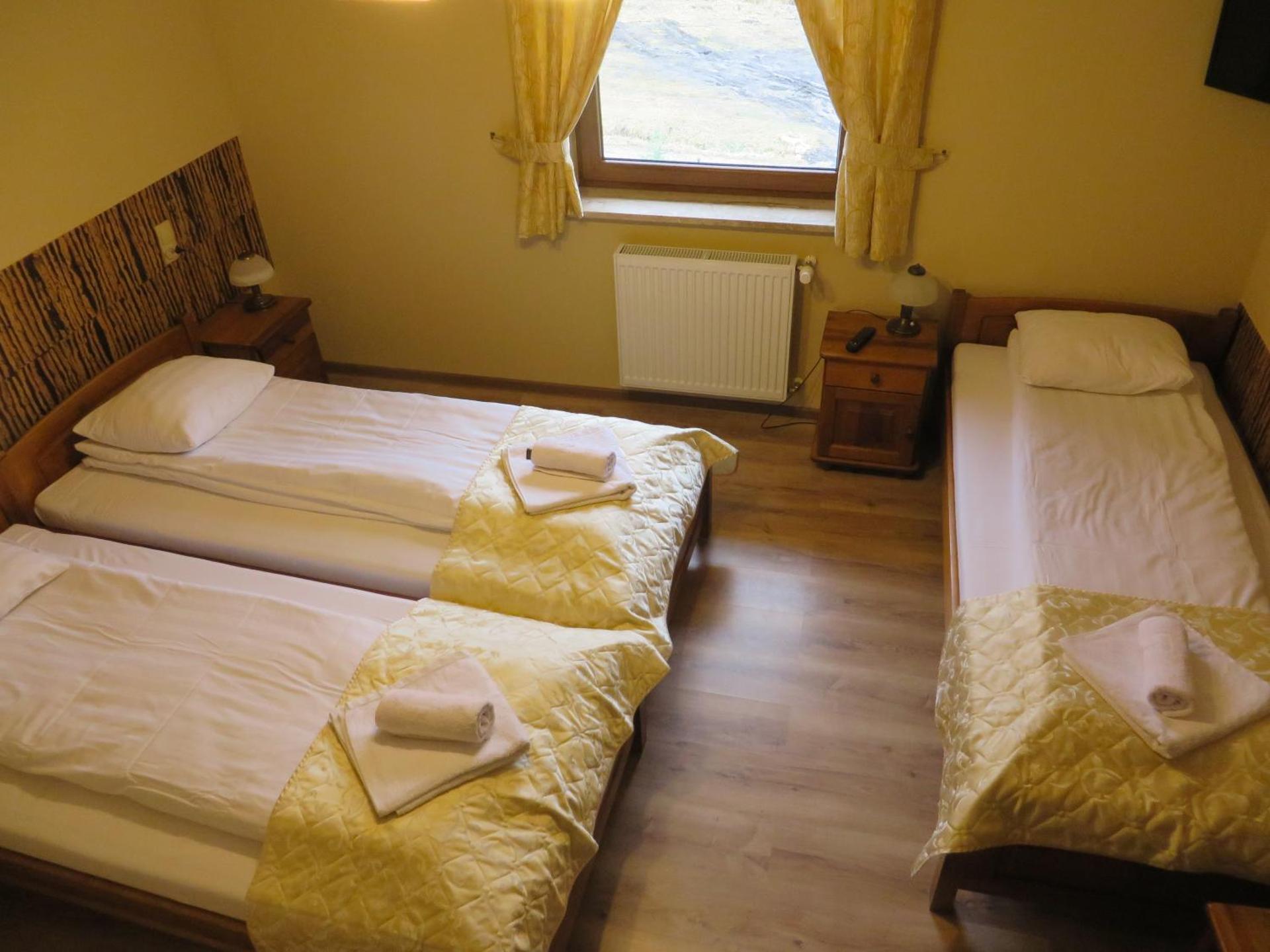 Triple Room with Private Bathroom