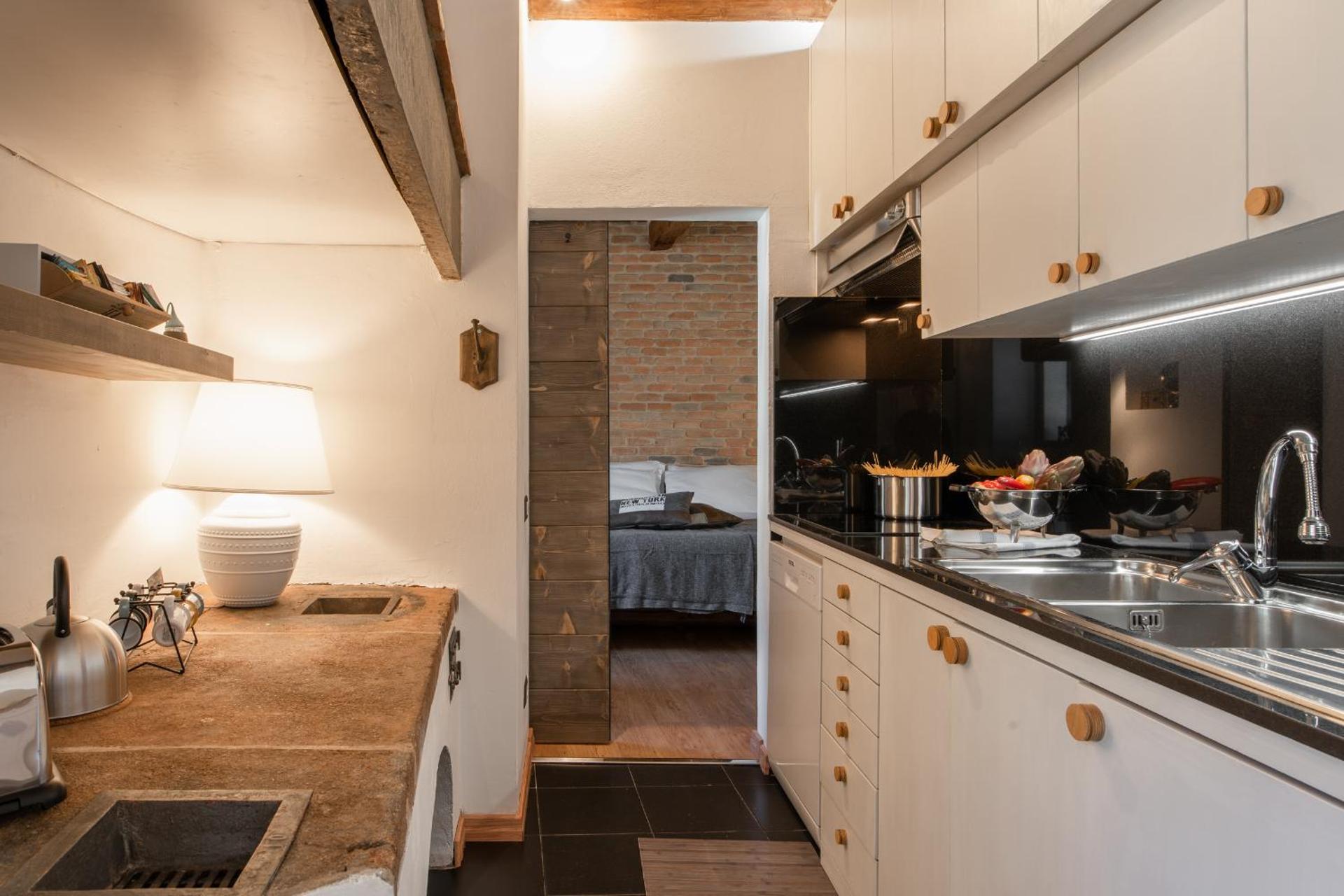 Kitchen or kitchenette