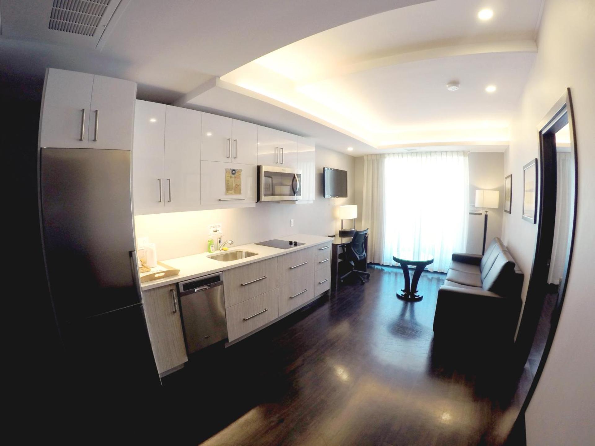 Kitchen or kitchenette