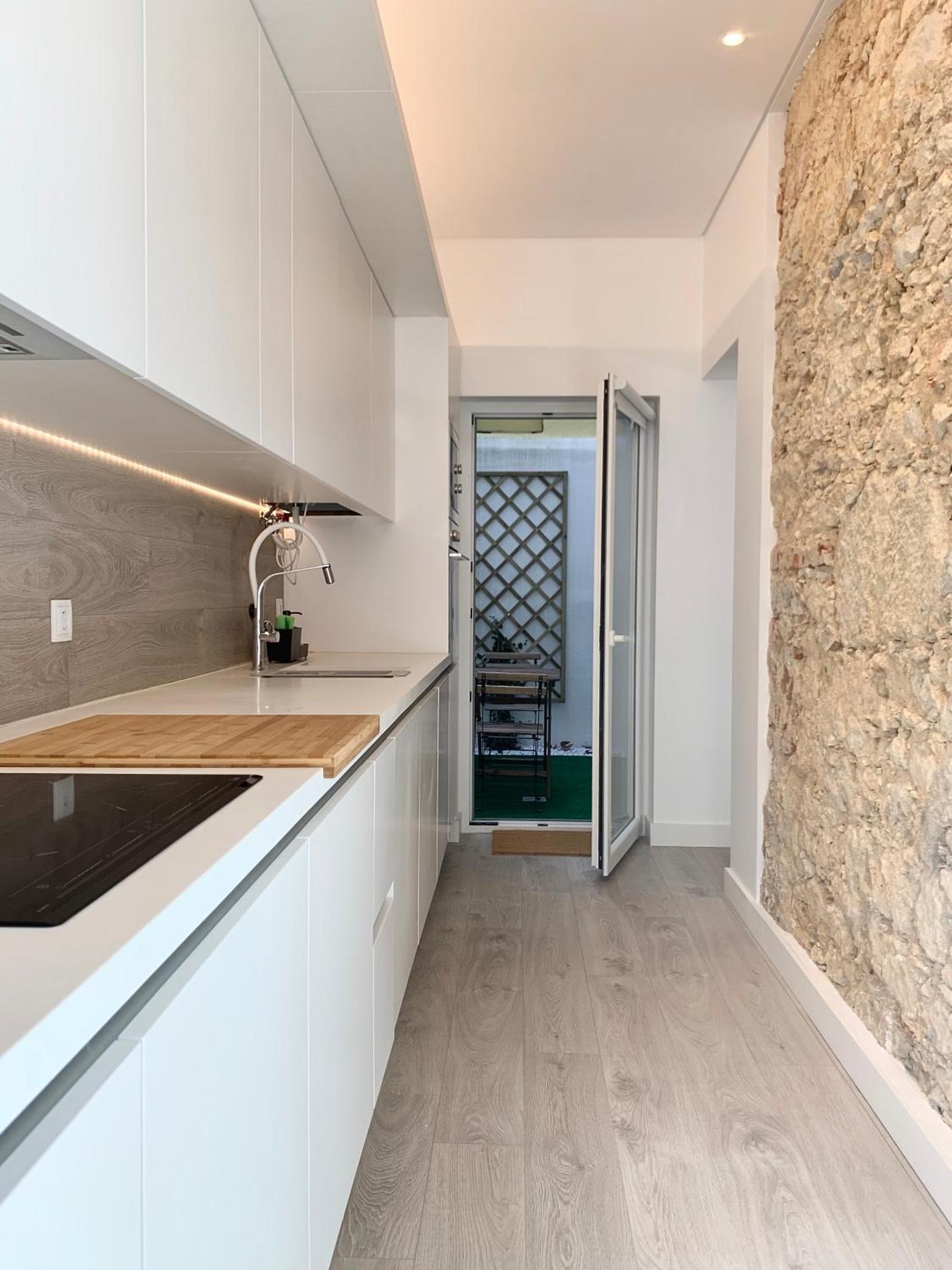 Kitchen or kitchenette