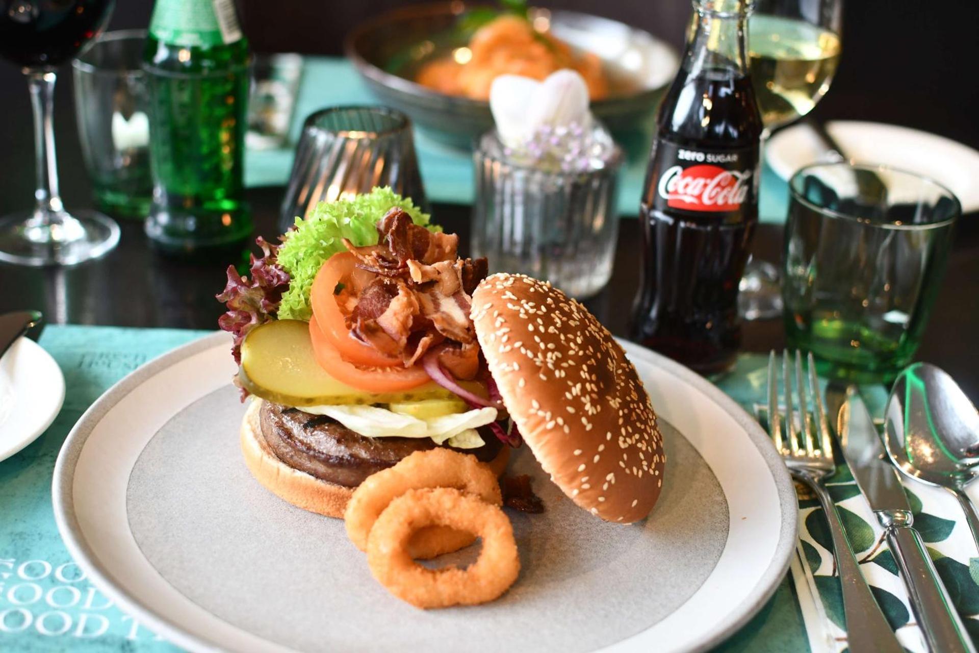 Restaurant/places to eat