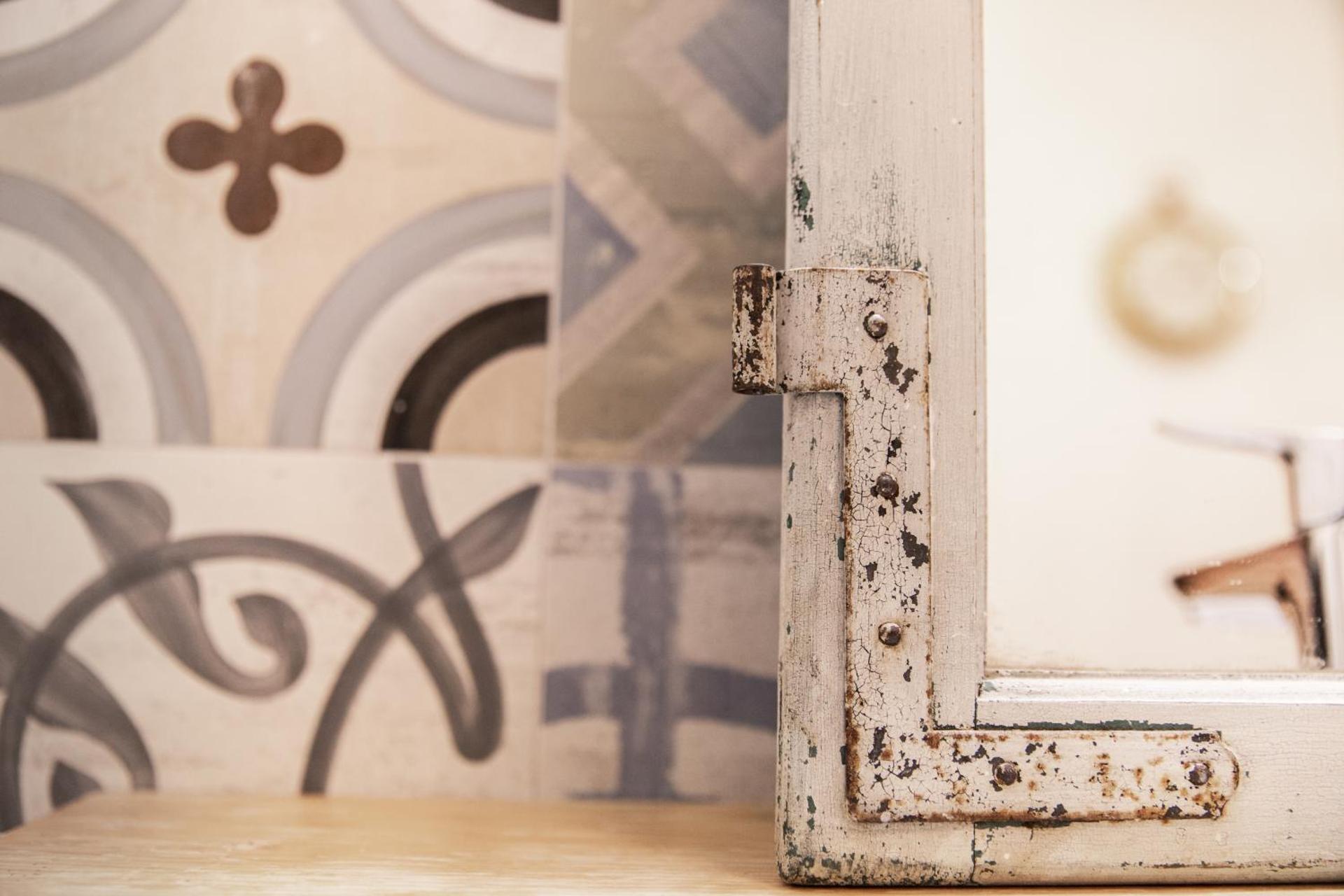 Mountain Dolomiti Apartments-Maison Perrod