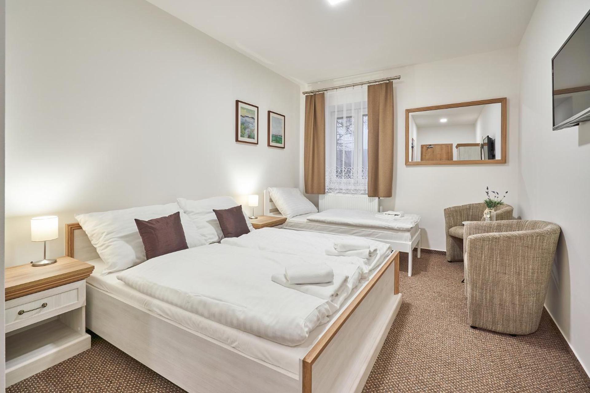 Triple Room with Private Bathroom