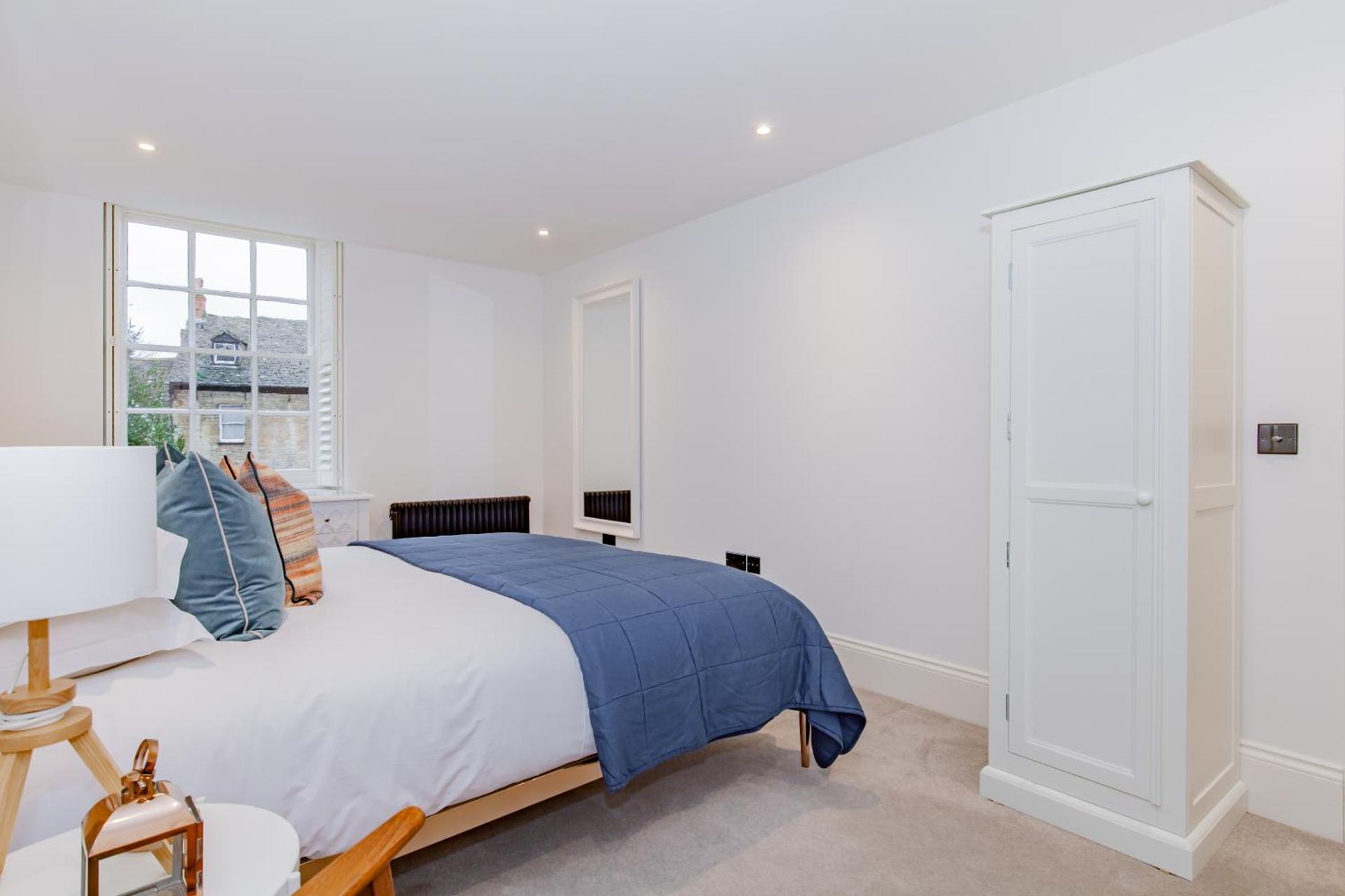 Oxfordshire Living - The Churchill Apartment - Woodstock