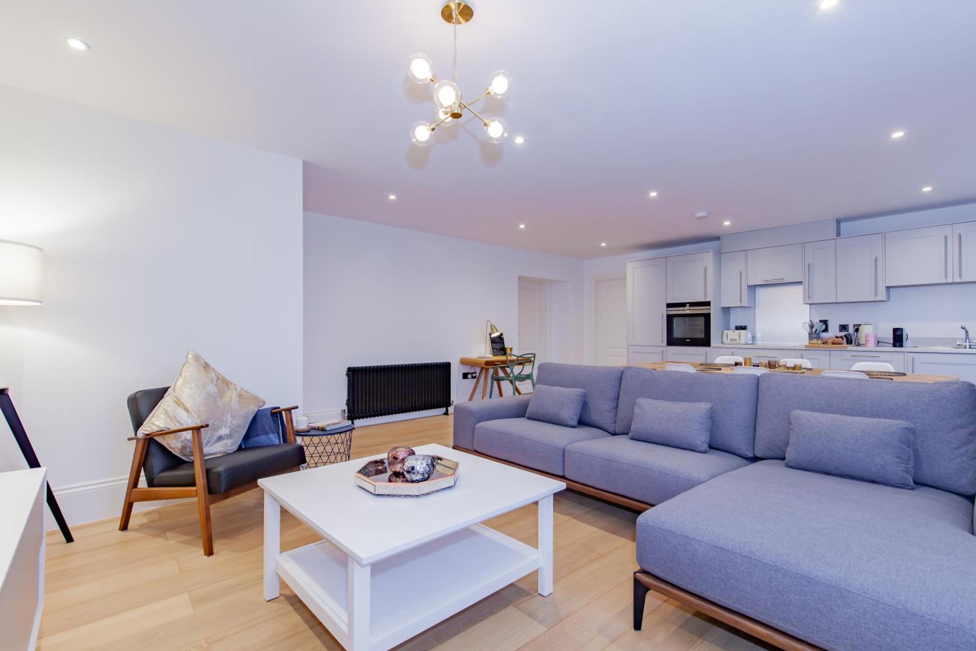 Oxfordshire Living - The Churchill Apartment - Woodstock