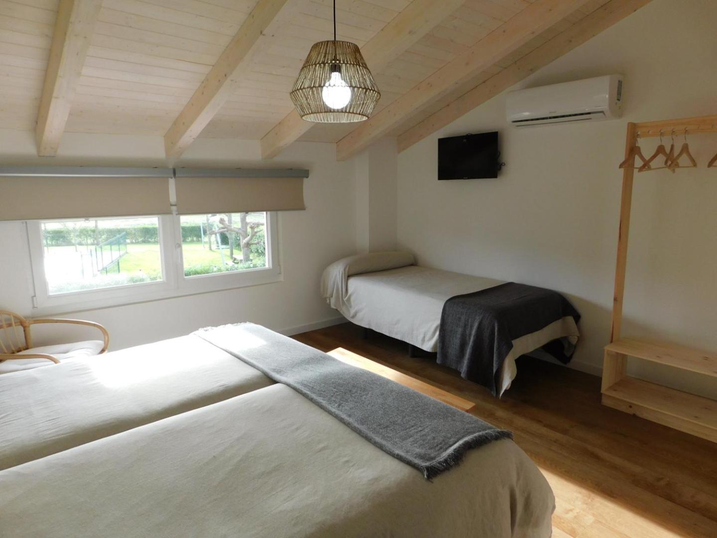 Triple Room with Private Bathroom