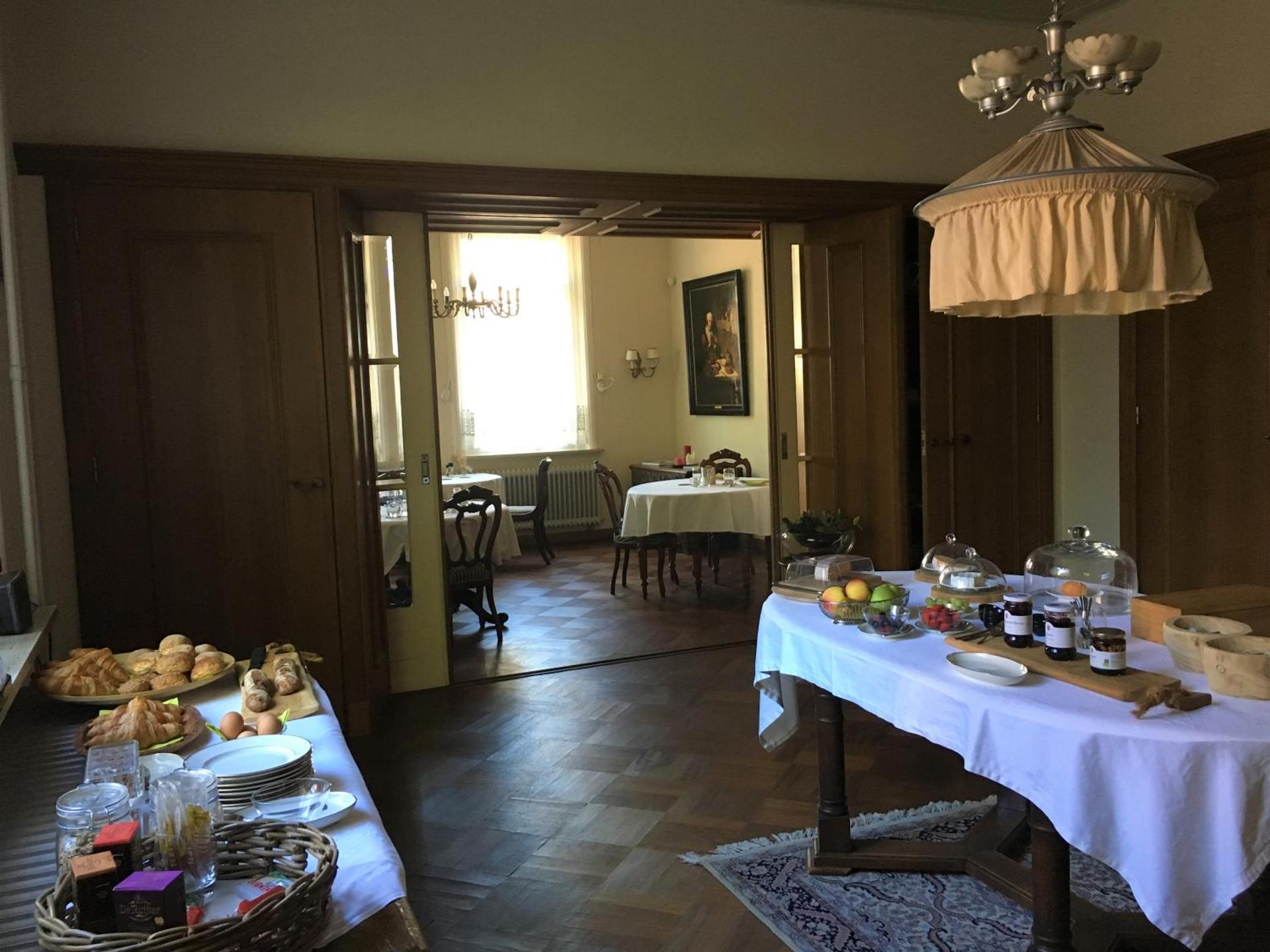 Continental breakfast