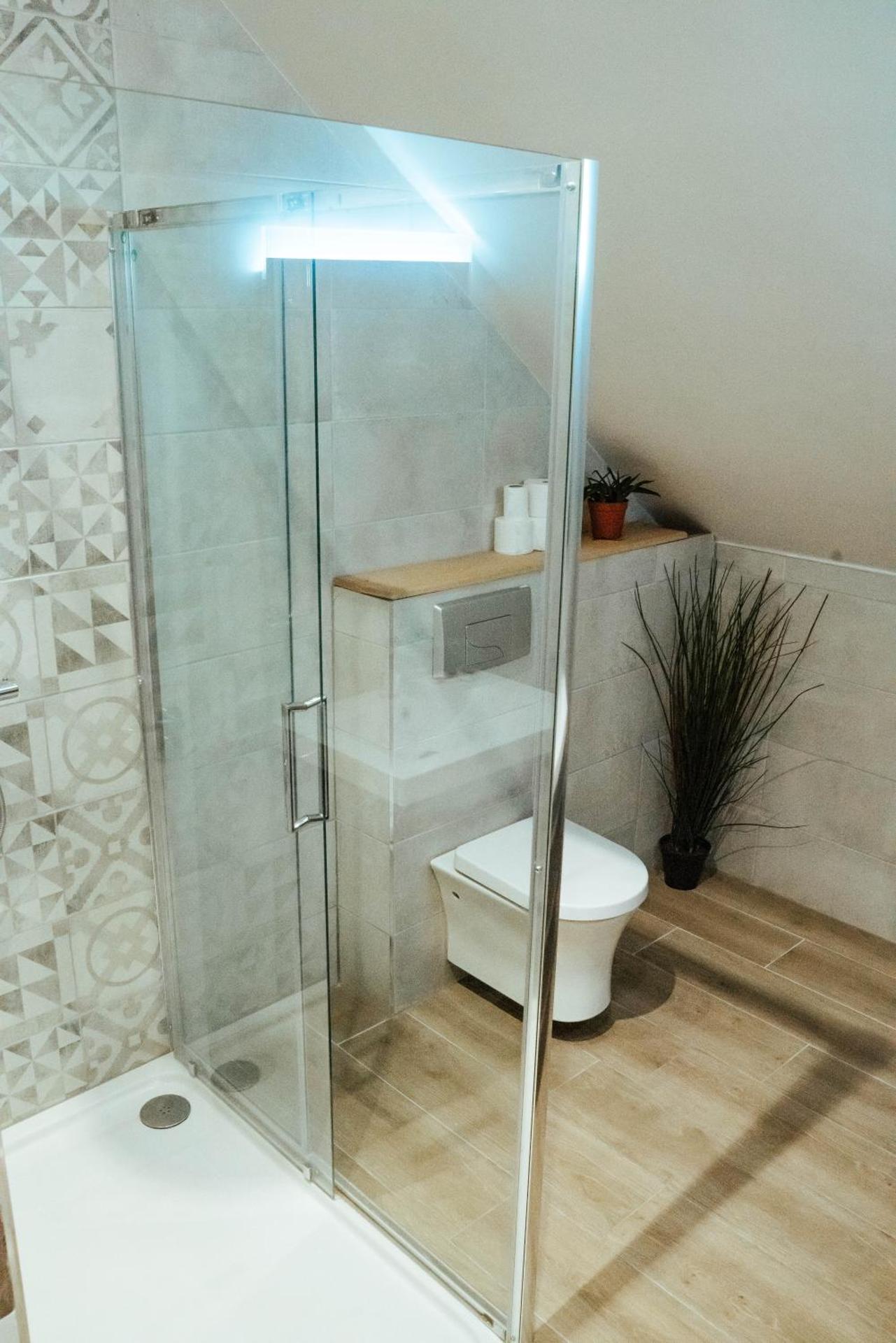 Garrykennedy Harbour View Apartment