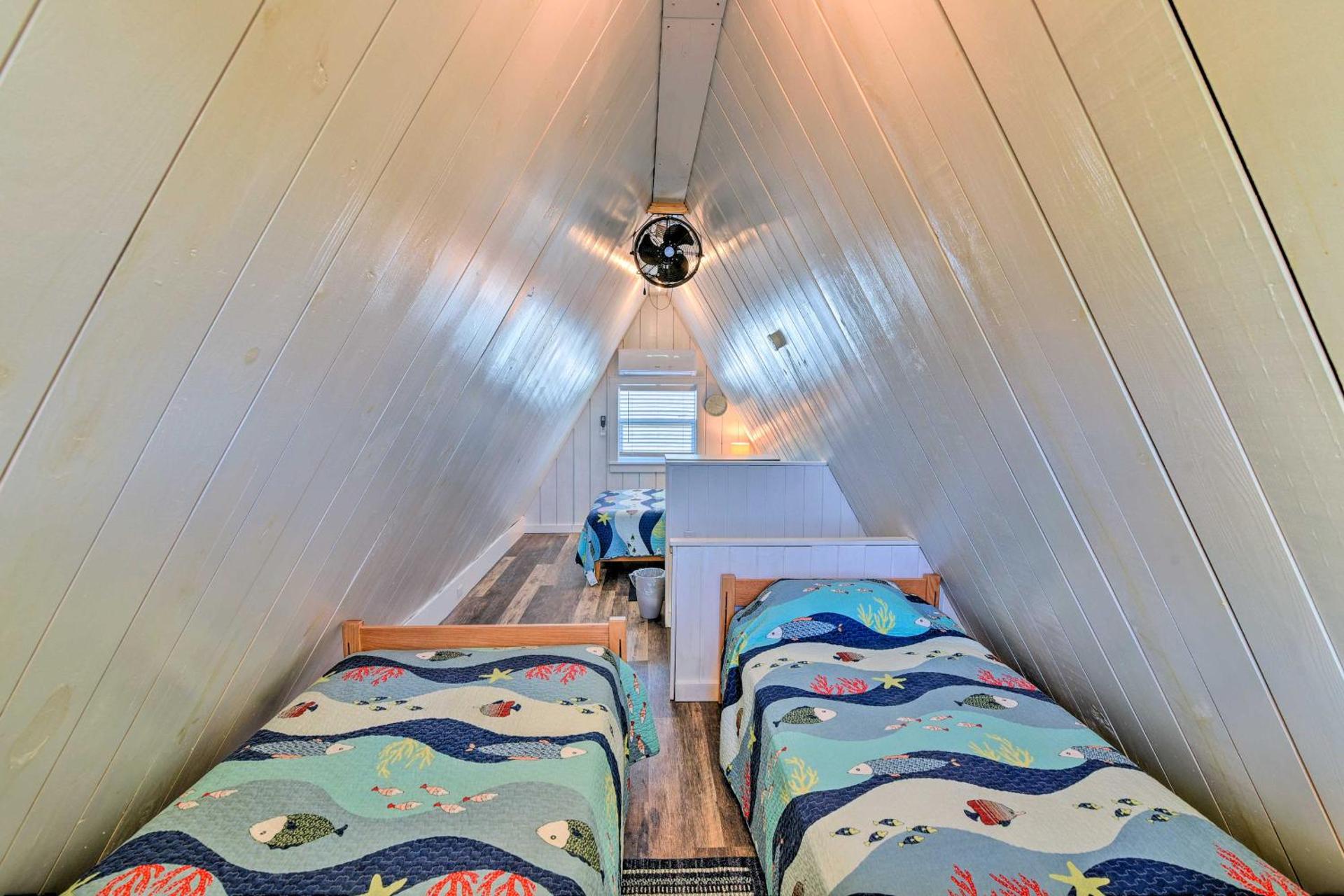 2 Blocks to Surfside Beach A-Frame Home with Deck