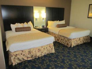 King Room with Roll-In Shower - Disability Access/Non Smoking