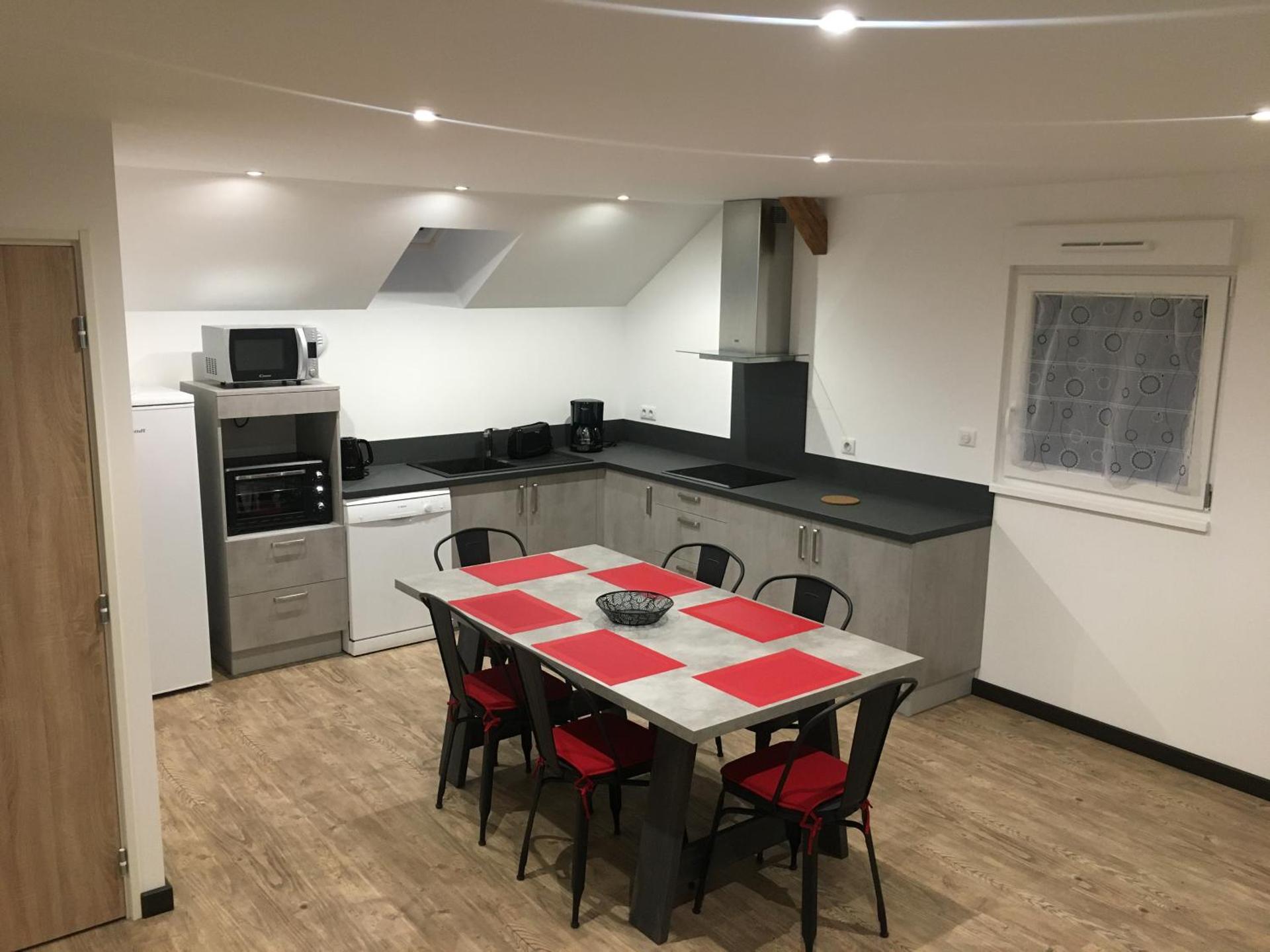 Kitchen or kitchenette