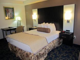 King Room with Tub - Disability Access/Non Smoking