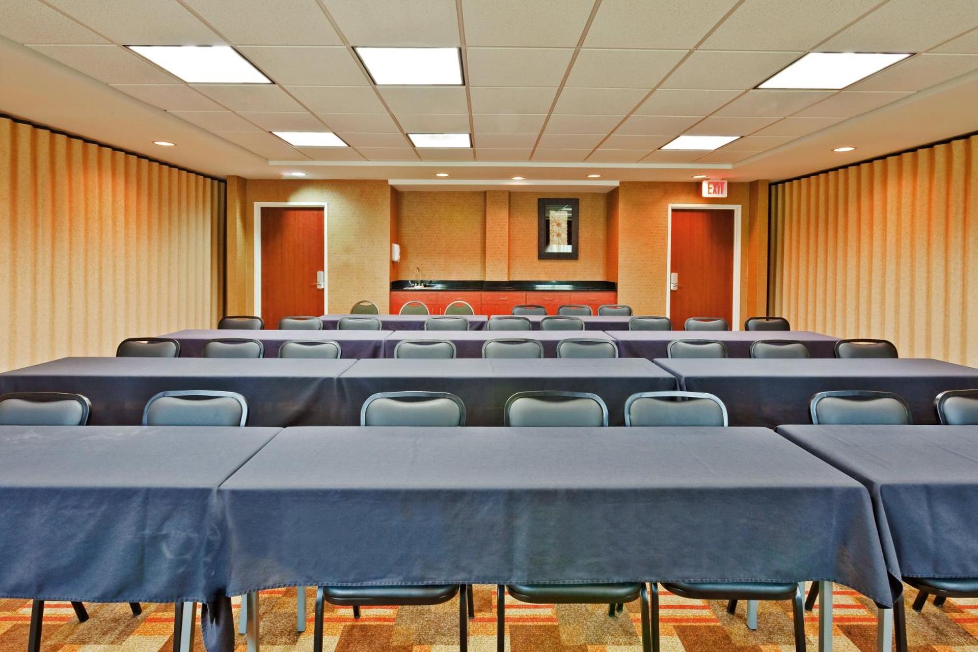 Meeting/conference room