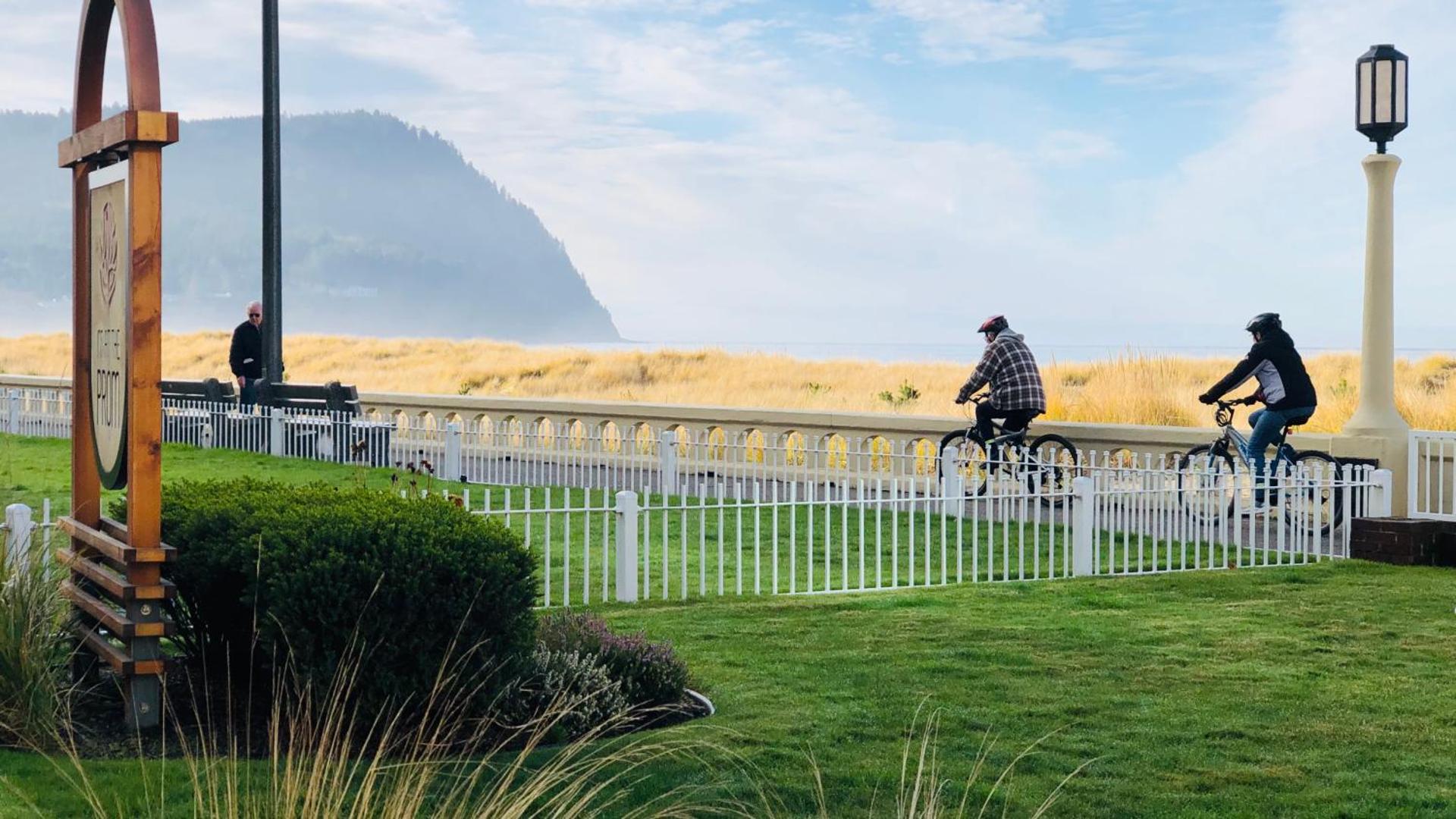 Inn at the Prom Oceanfront