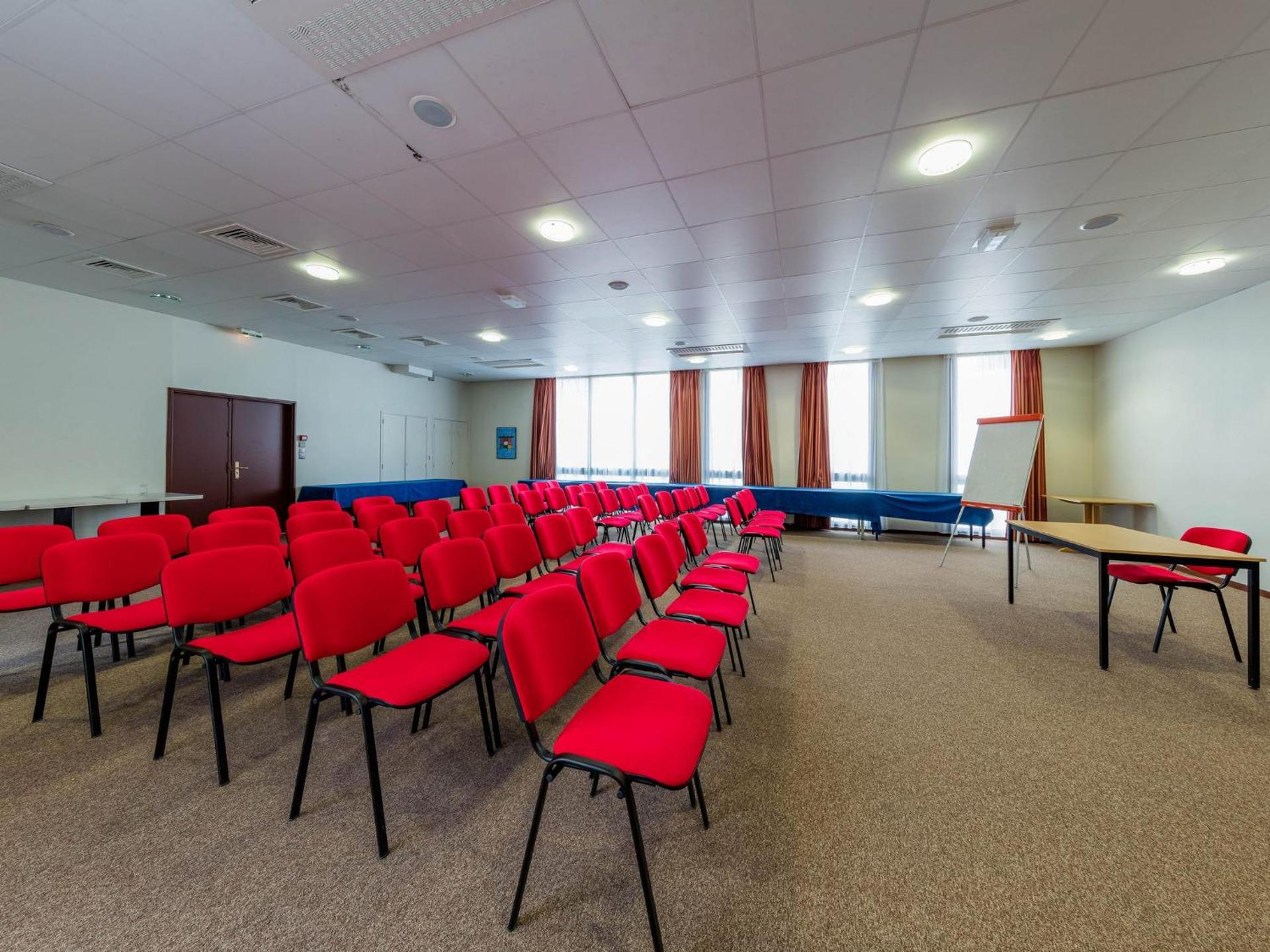 Meeting/conference room