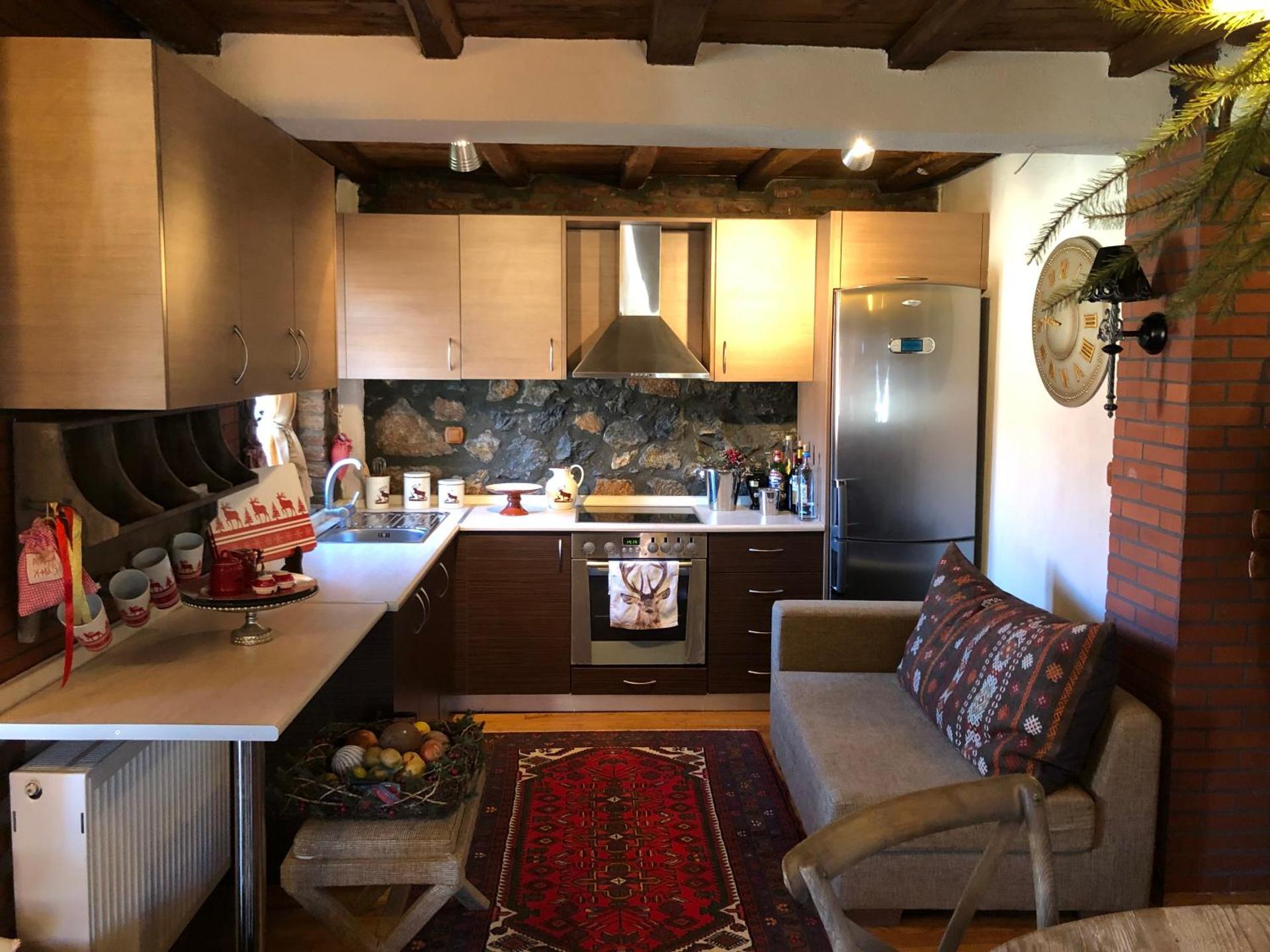 Ξενώνας Φιλοξενία 1 & 2