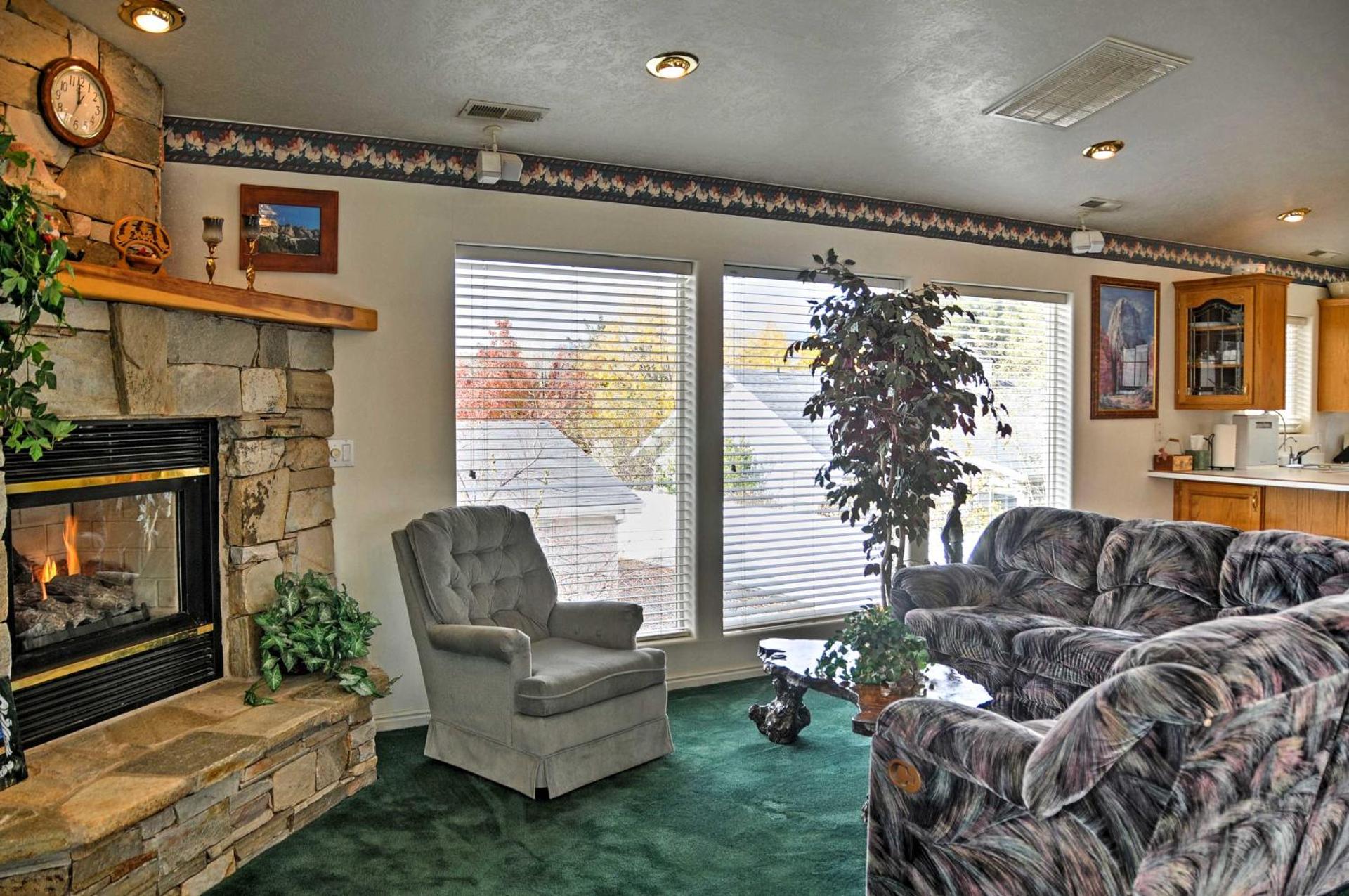 Sunny La Verkin Studio - 20 Mi to Zion Natl Park!