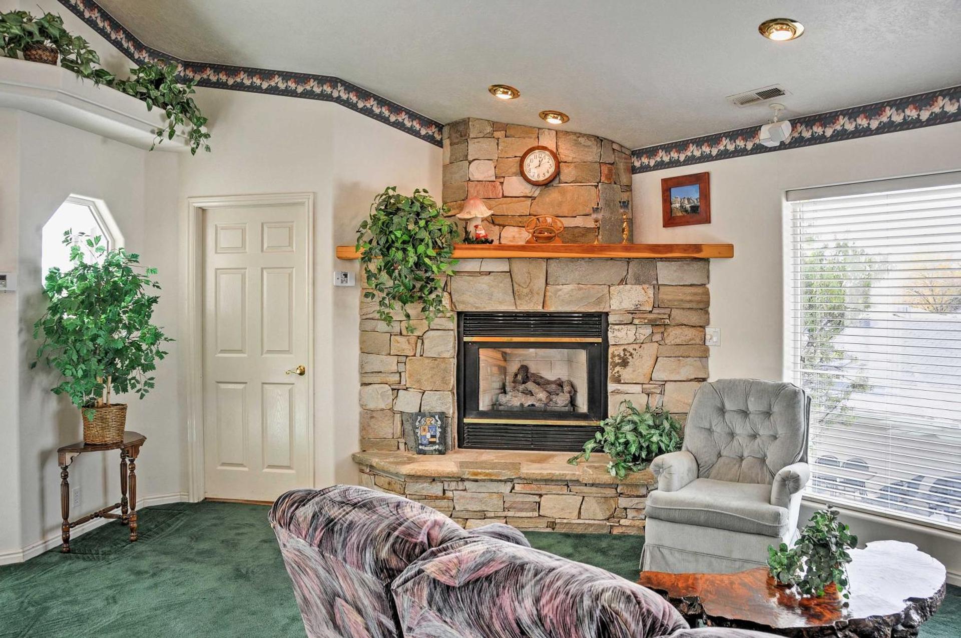 Sunny La Verkin Studio - 20 Mi to Zion Natl Park!