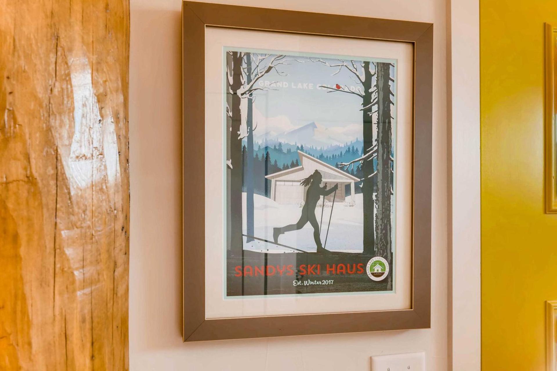 Fireplace and Deck Modern Cabin in Grand Lake!