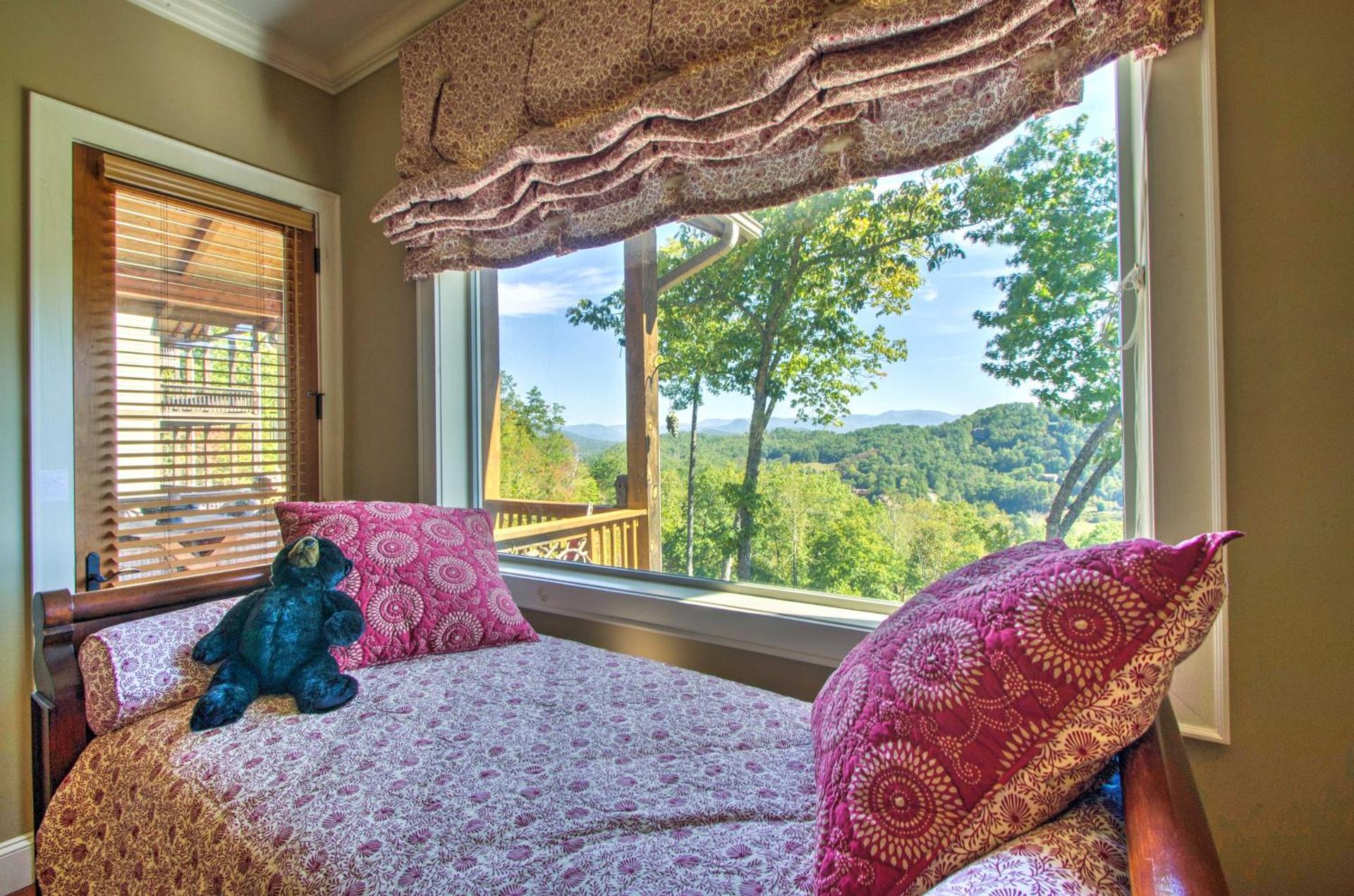 Bryson City Condo with Spectacular Views and Amenities