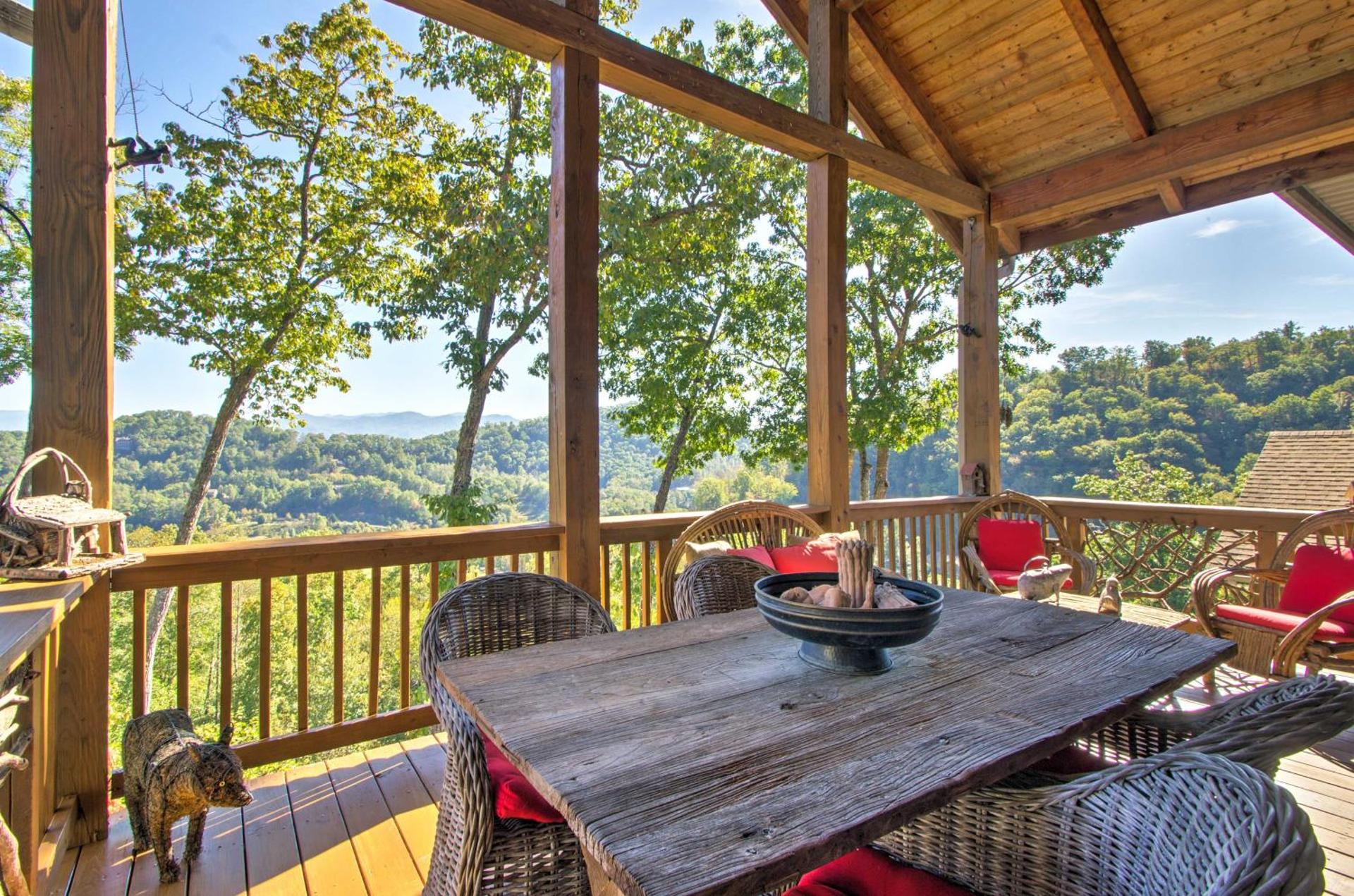 Bryson City Condo with Spectacular Views and Amenities