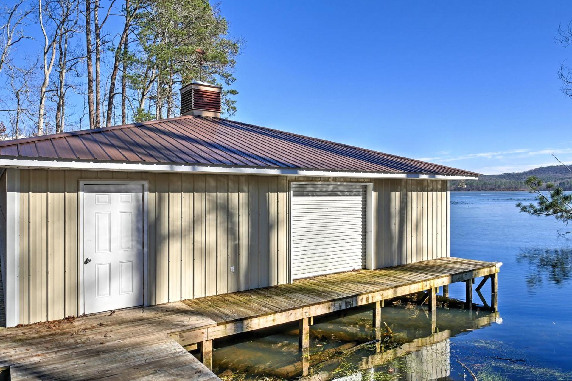 Paradise Cove Cabin with Boathouse and Dock