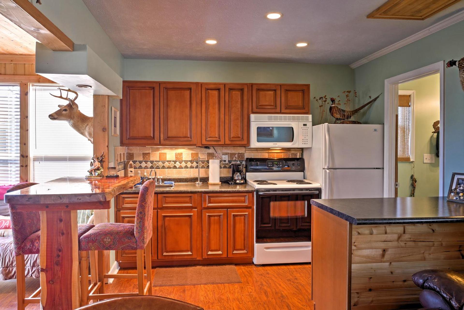 Paradise Cove Cabin with Boathouse and Dock