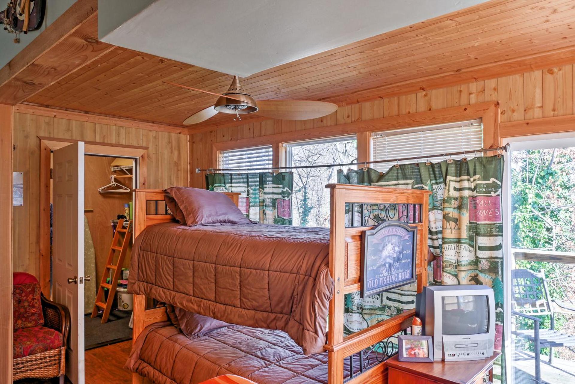 Paradise Cove Cabin with Boathouse and Dock