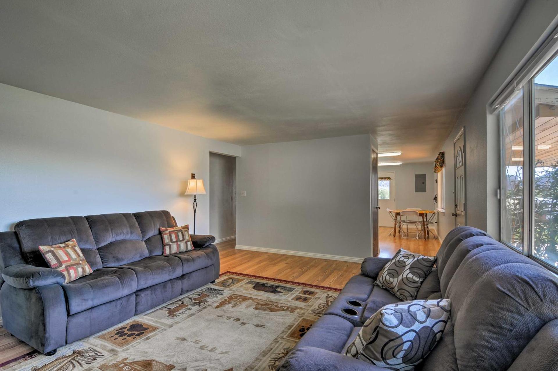 Cottage Near Bryce Canyon and Zion National Parks!