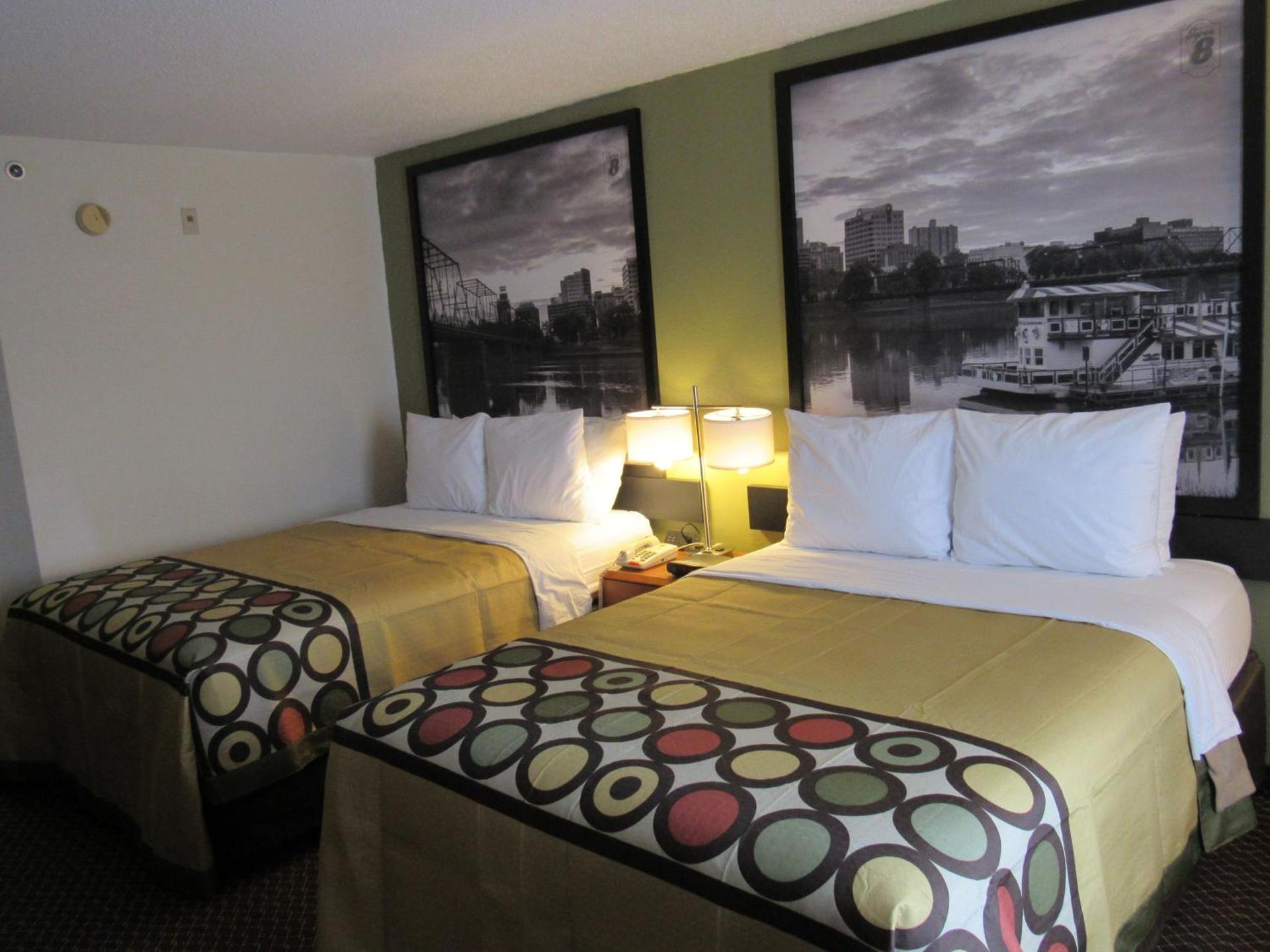 Queen Room with Two Queen Beds - Non-Smoking