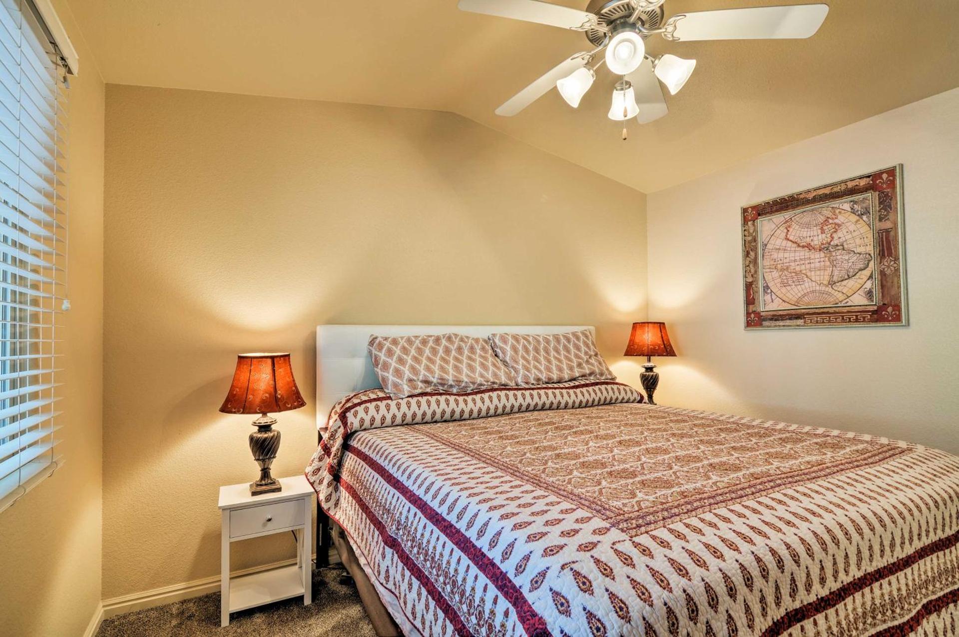 Kanab Condo with Pool and AC Less Than 1 Mi to Attractions!