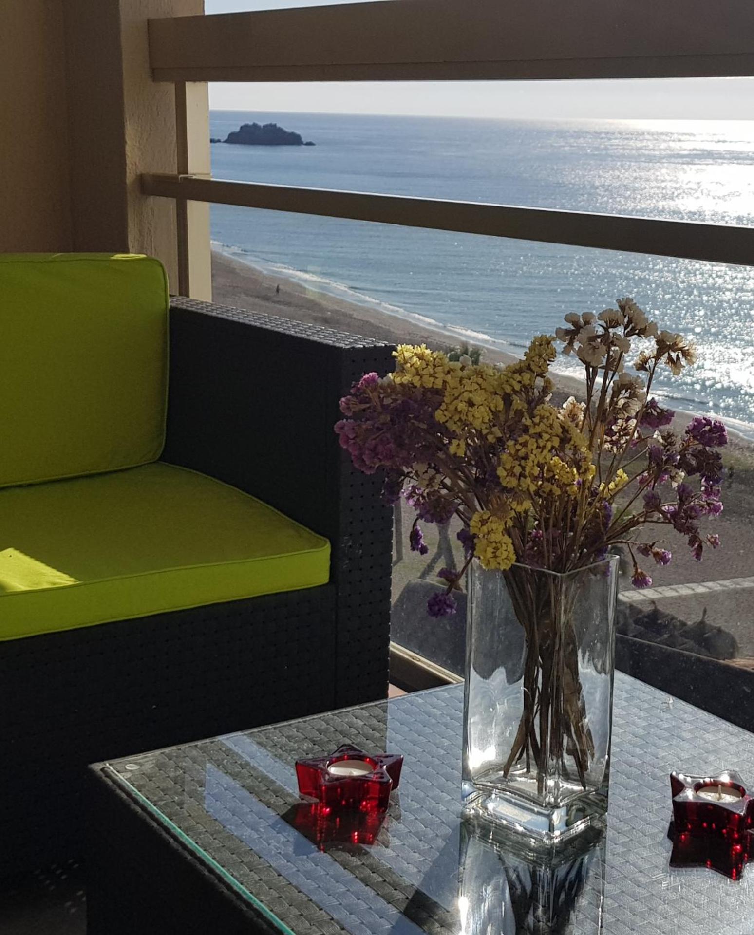 Studio Apartment with Sea View