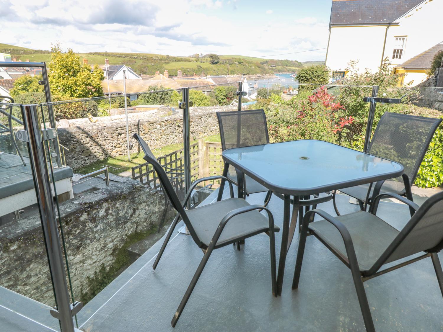 14a Courtenay Street