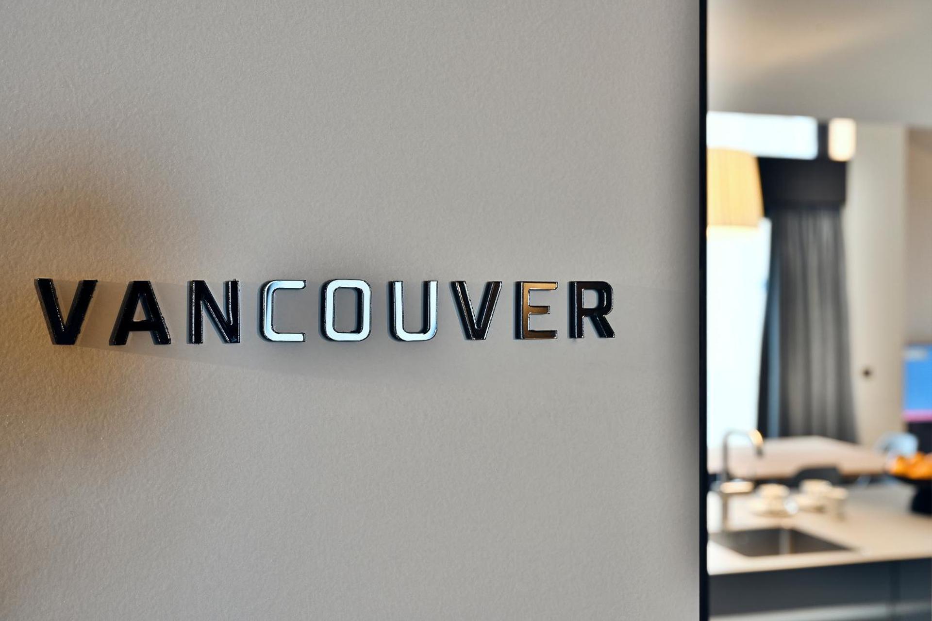 Warth52-W52 Apartments