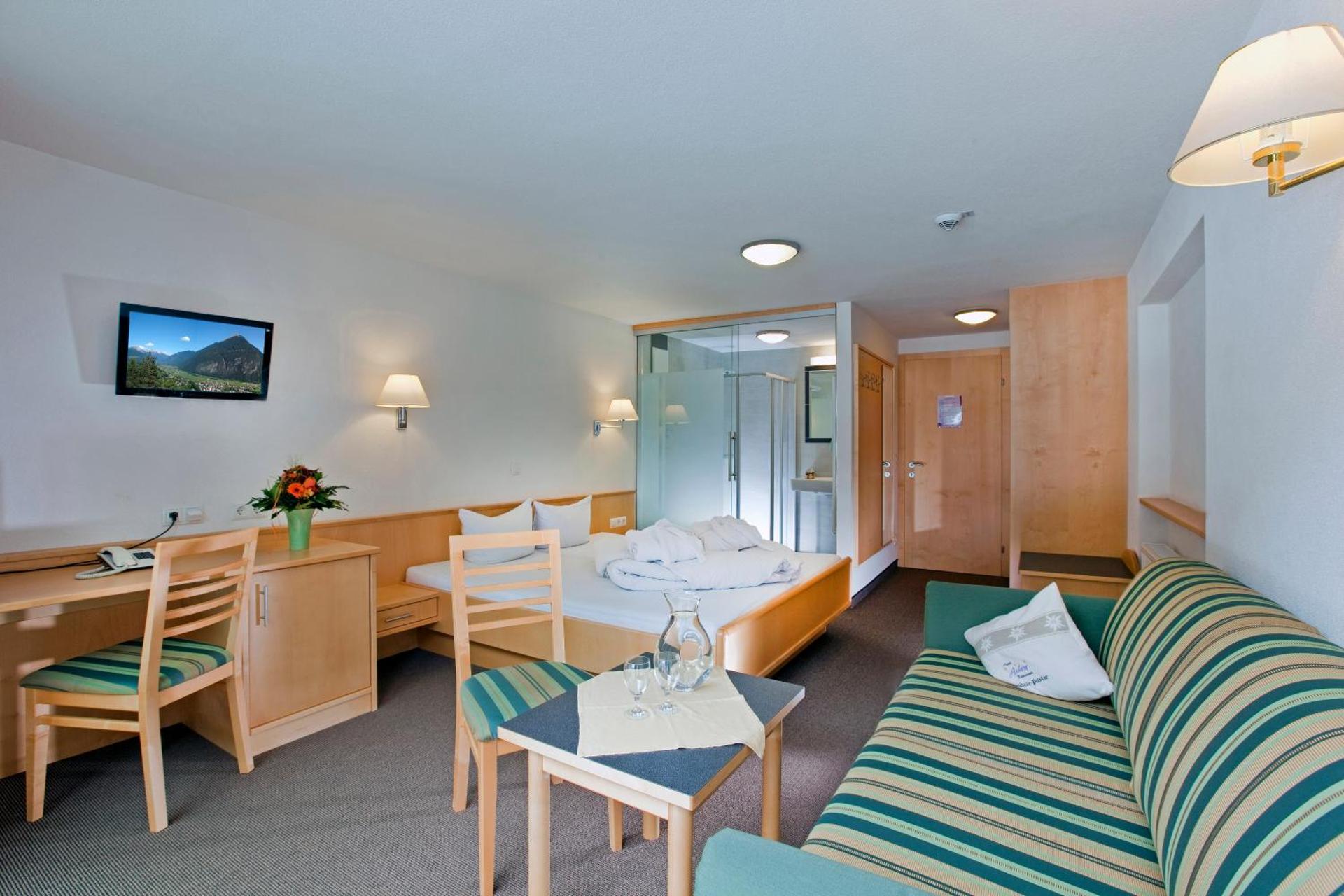 Photo of the whole room