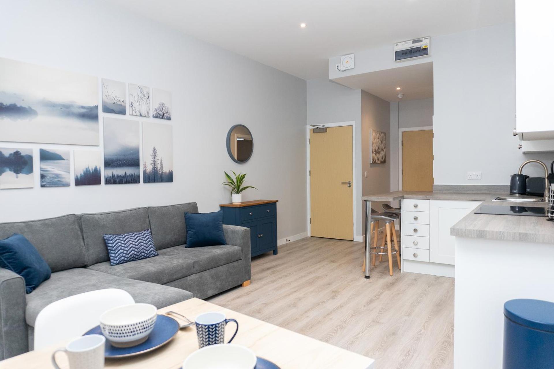 Communal lounge/ TV room