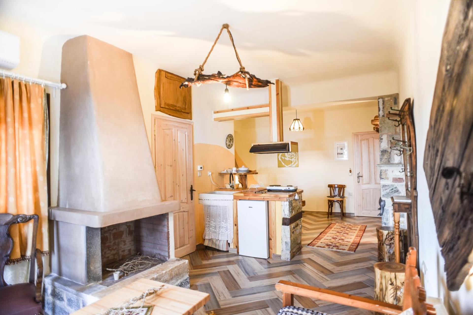 Victoria's Country Apartments