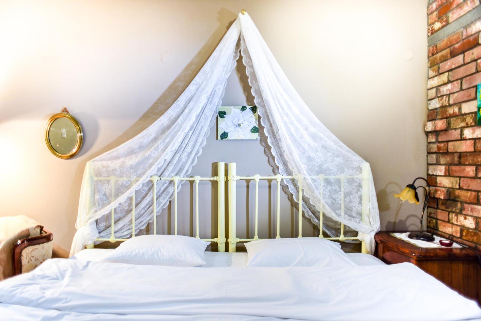 Victoria's Country Apartments