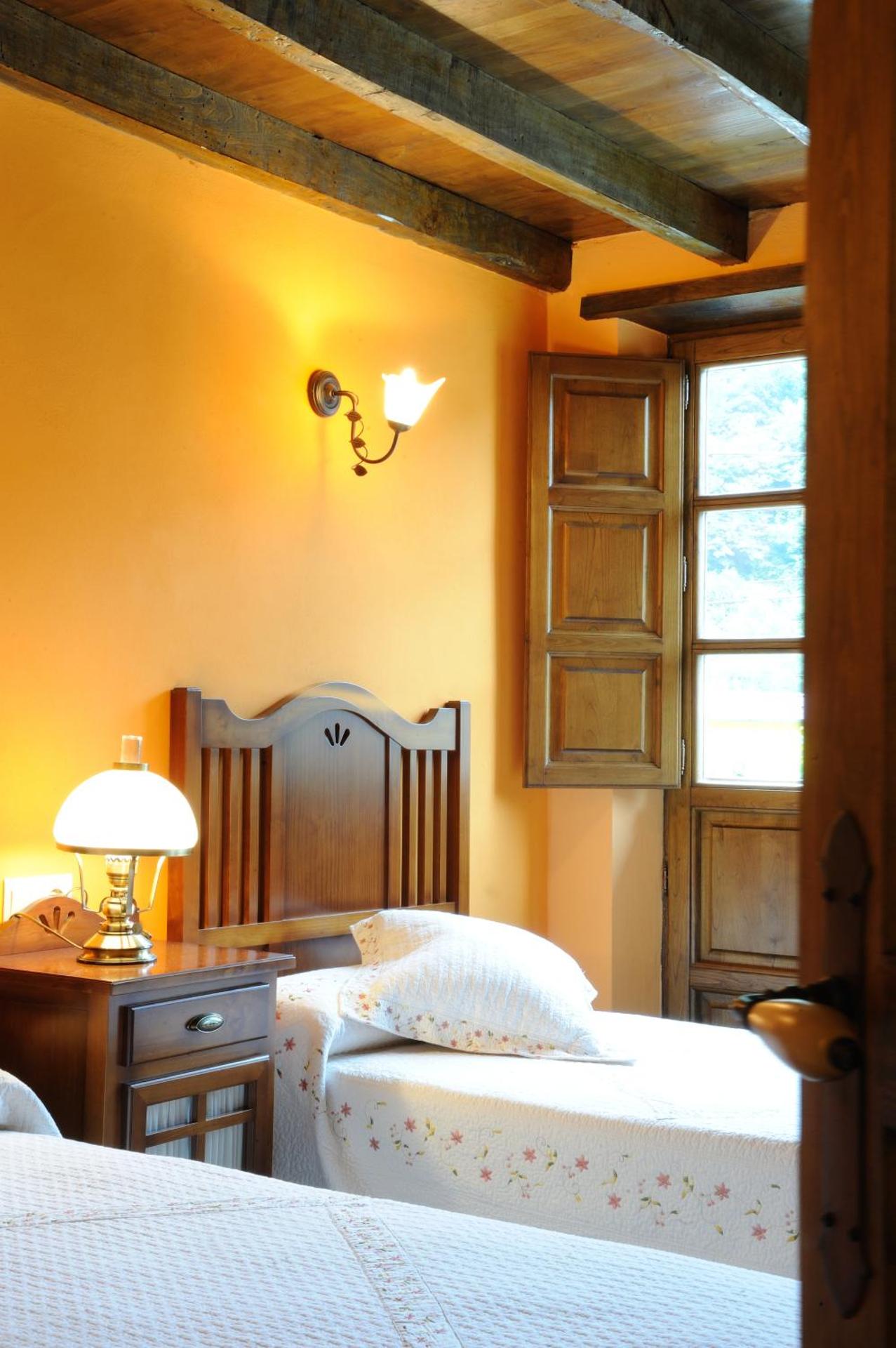 Casa de Aldea CASA MON